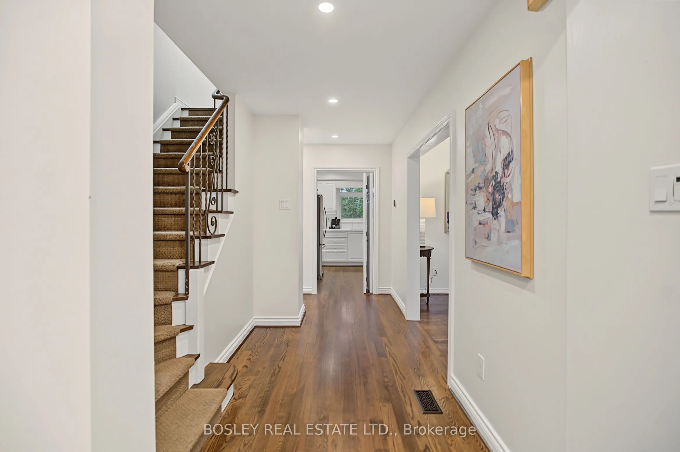16 Shaughnessy Boulevard