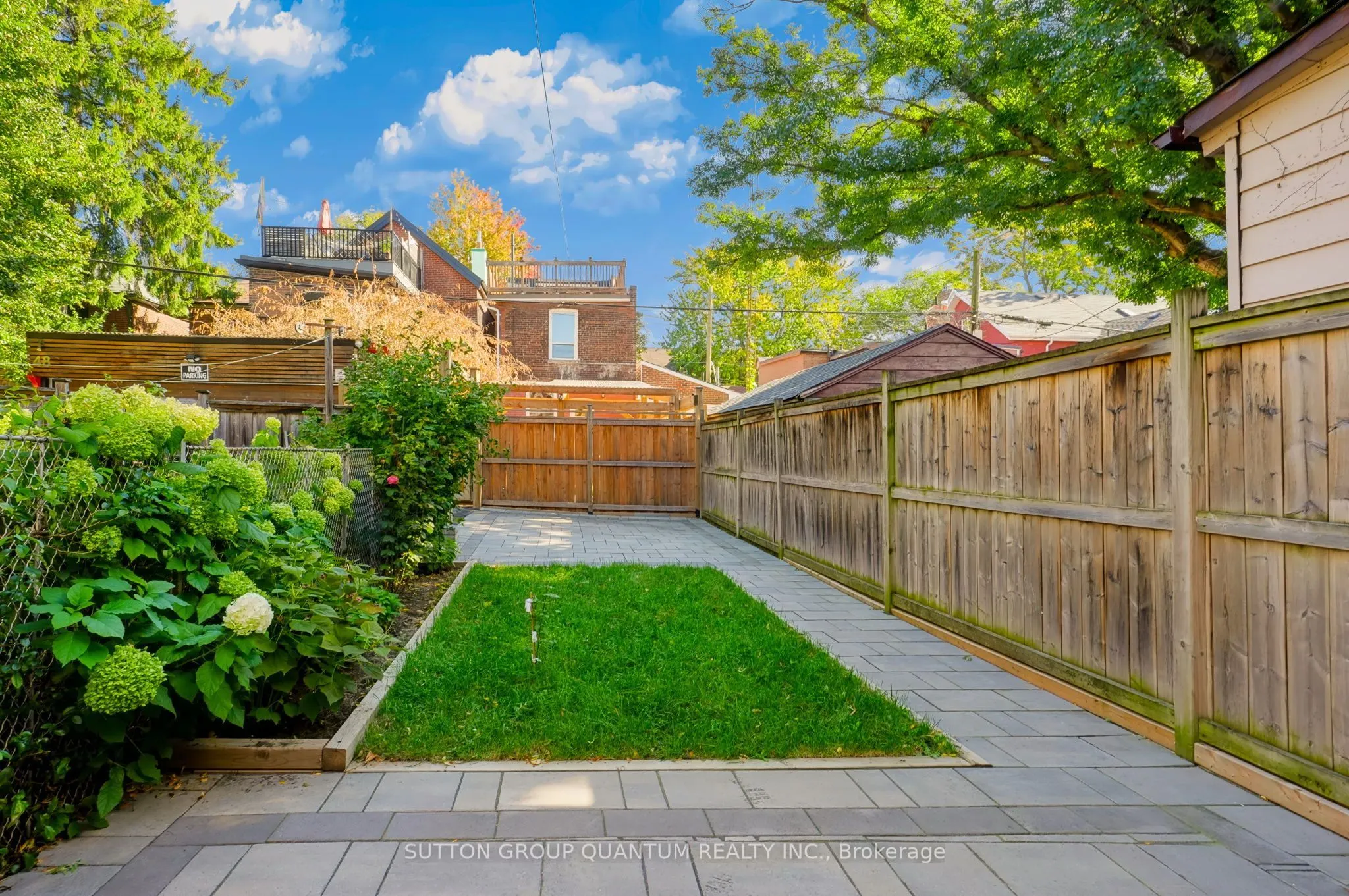 41 Manning Avenue