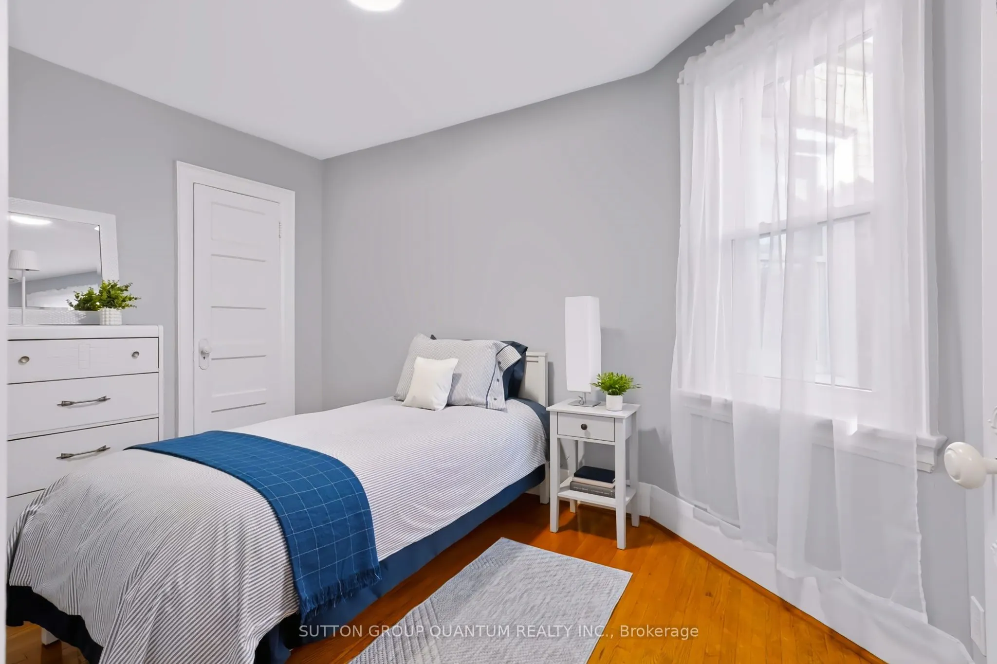 41 Manning Avenue