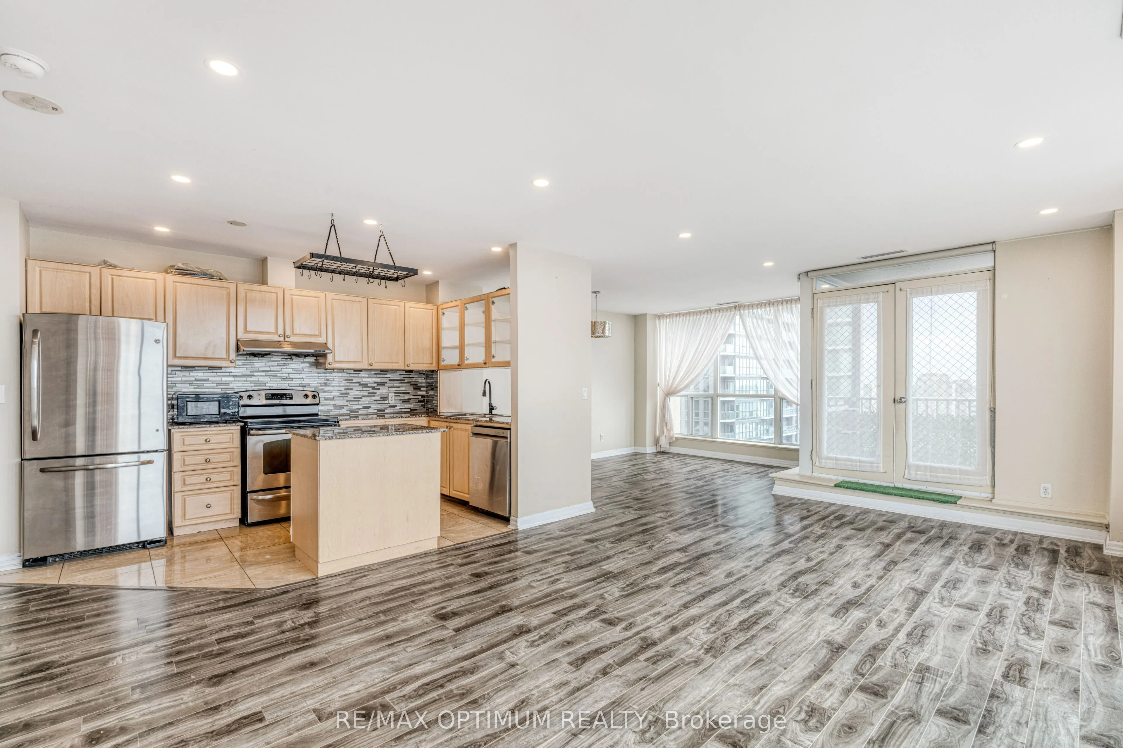 797 Don Mills Road #UPH211