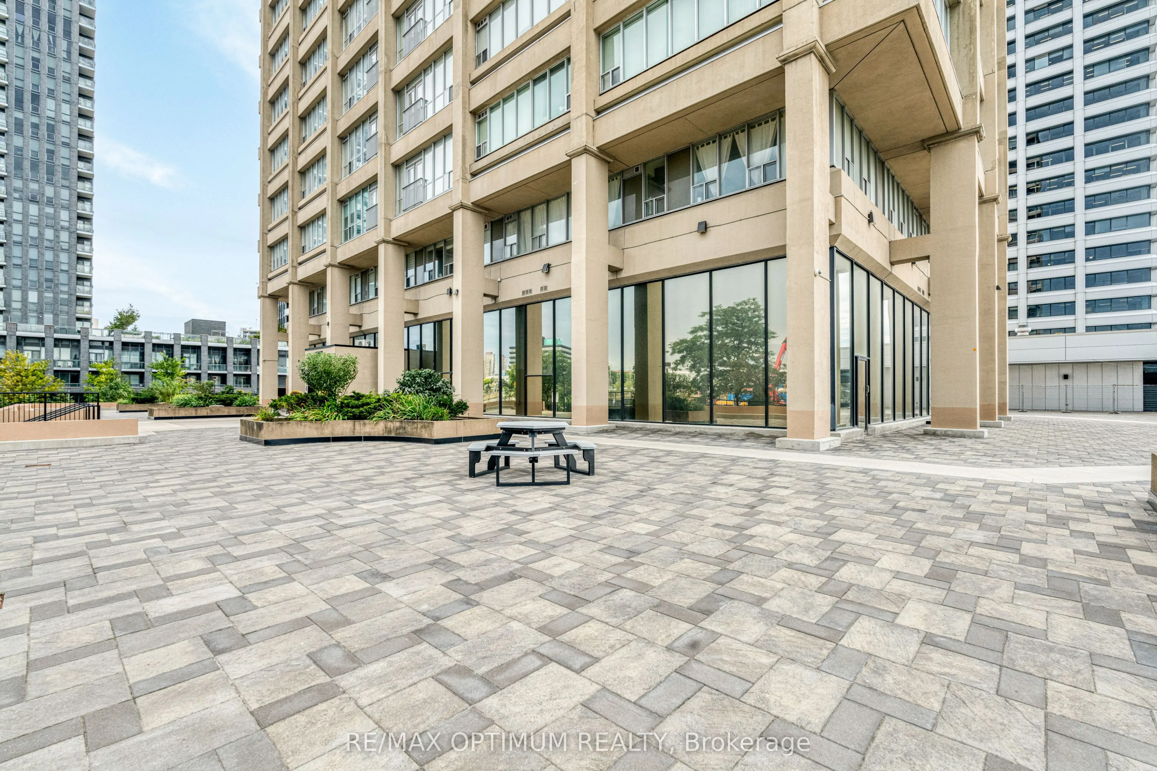 797 Don Mills Road #UPH211