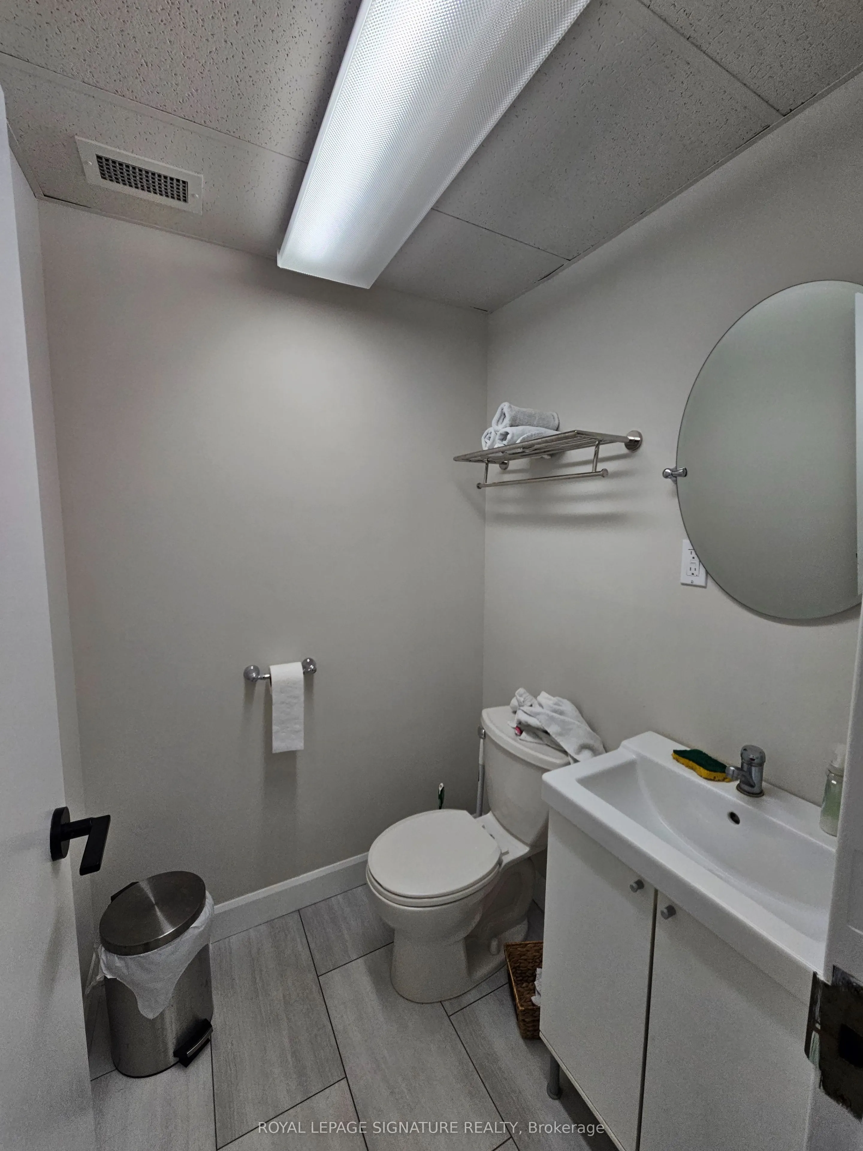 800 Bathurst Street #206