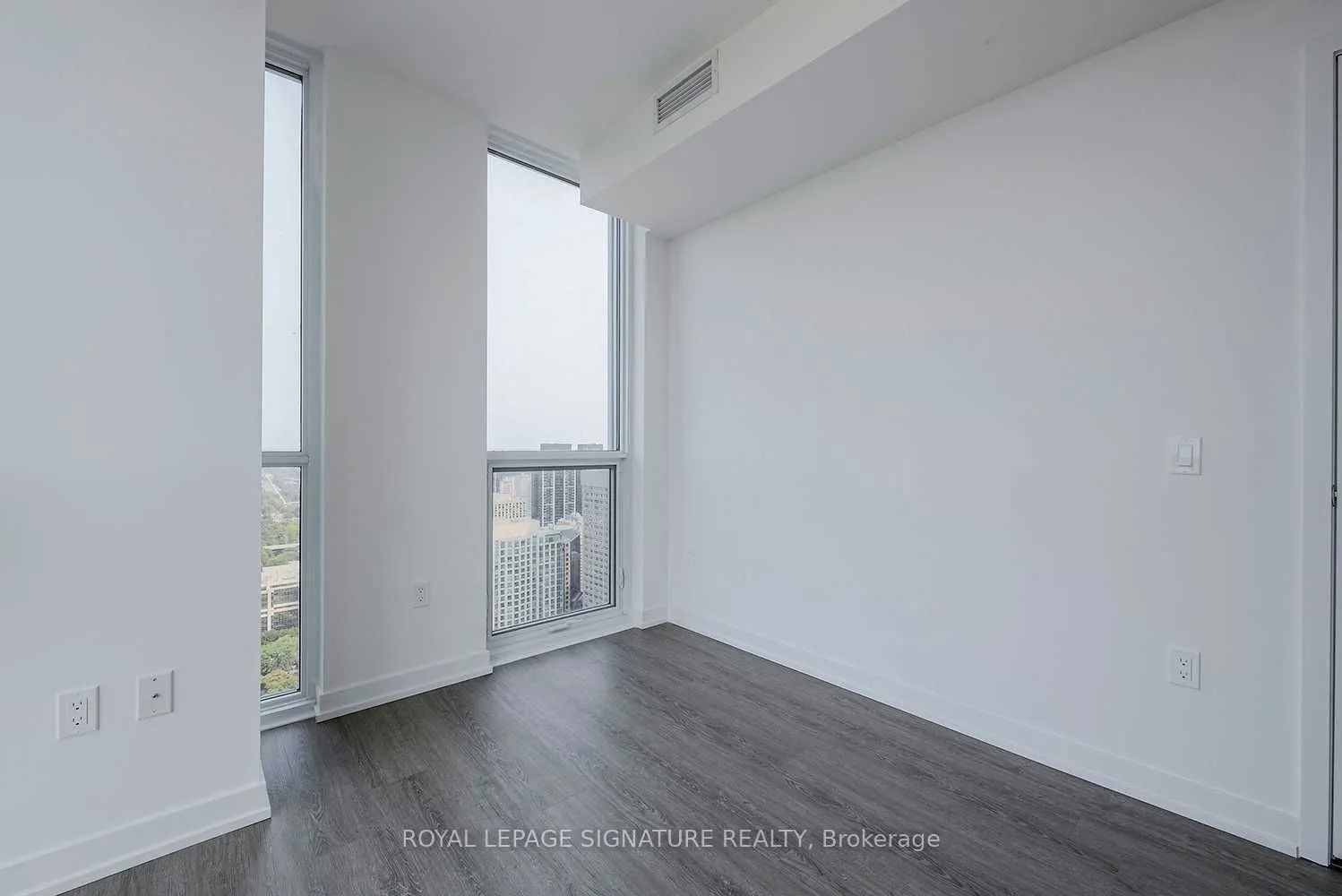 1 Yorkville Avenue #4308