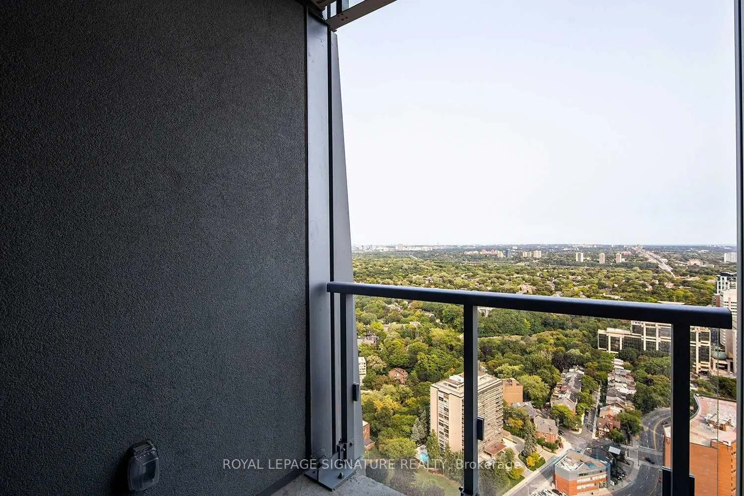 1 Yorkville Avenue #4308