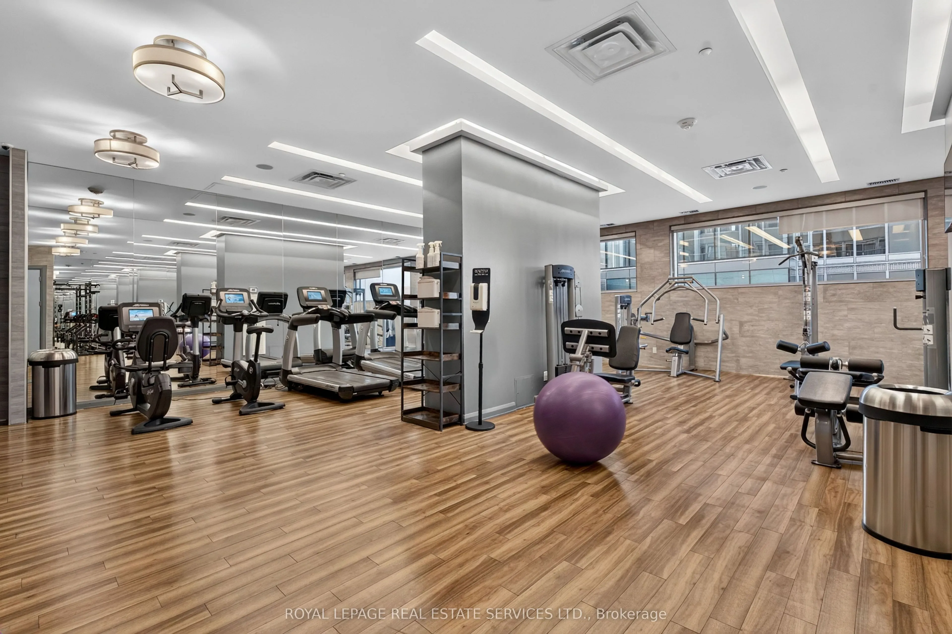 155 Yorkville Avenue #1918