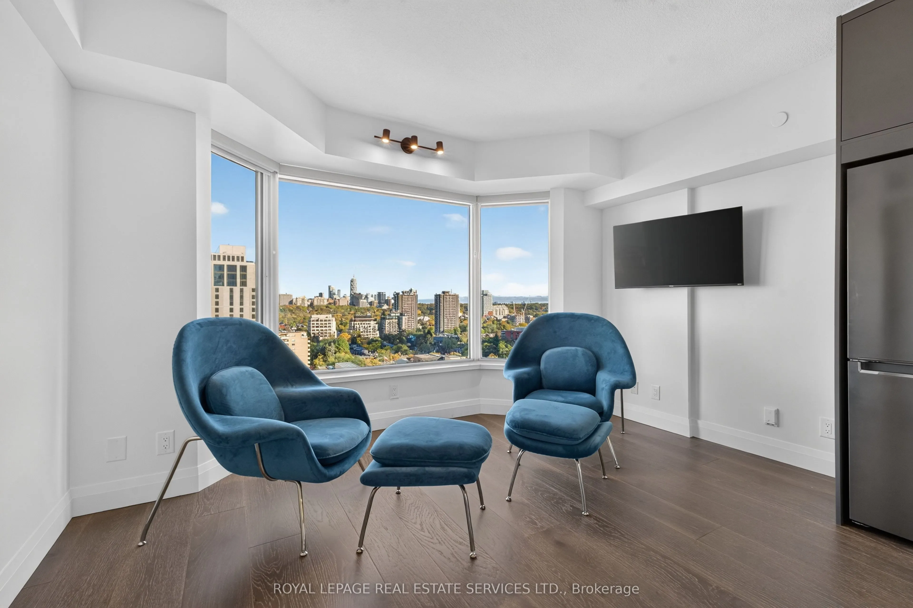 155 Yorkville Avenue #1918
