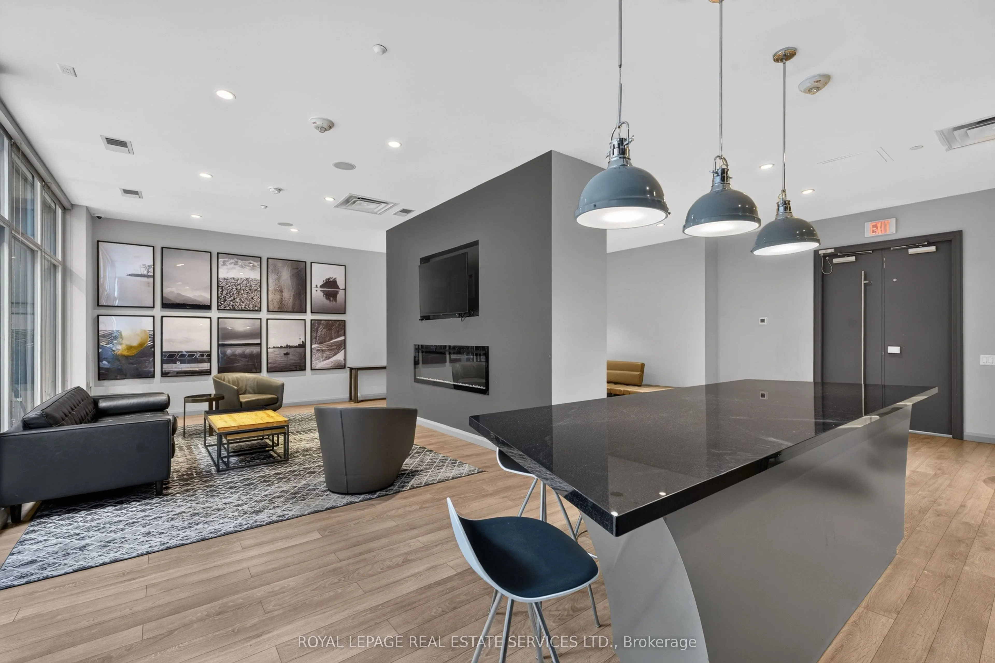 155 Yorkville Avenue #1918