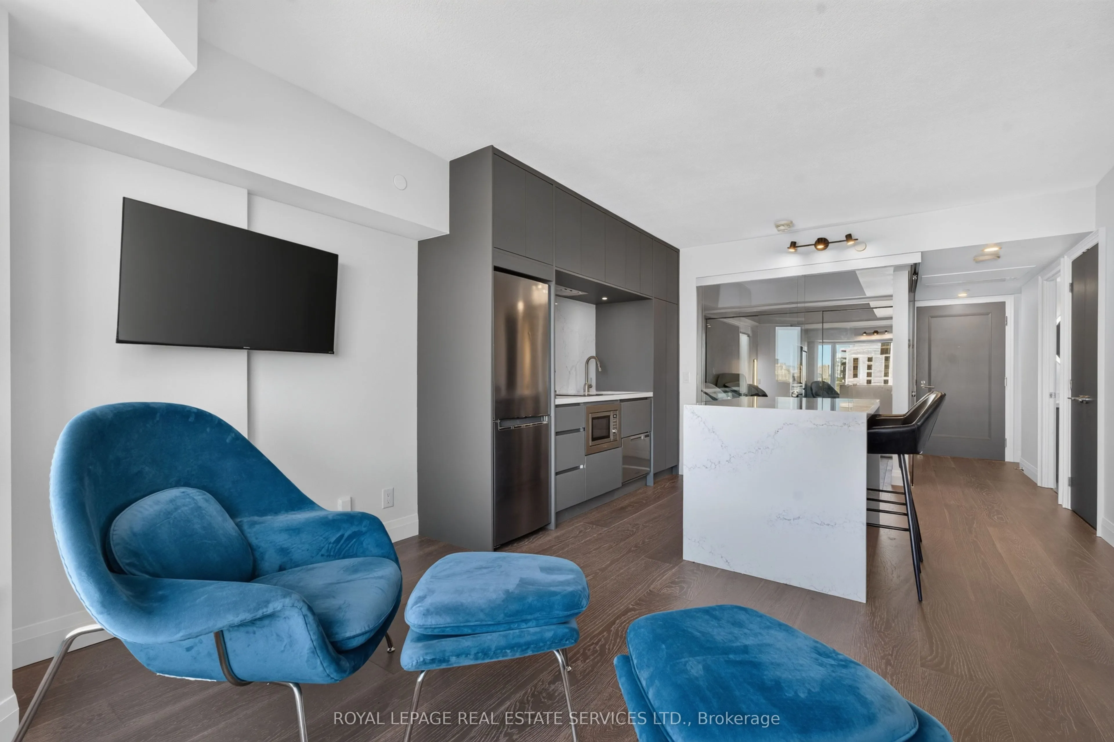 155 Yorkville Avenue #1918