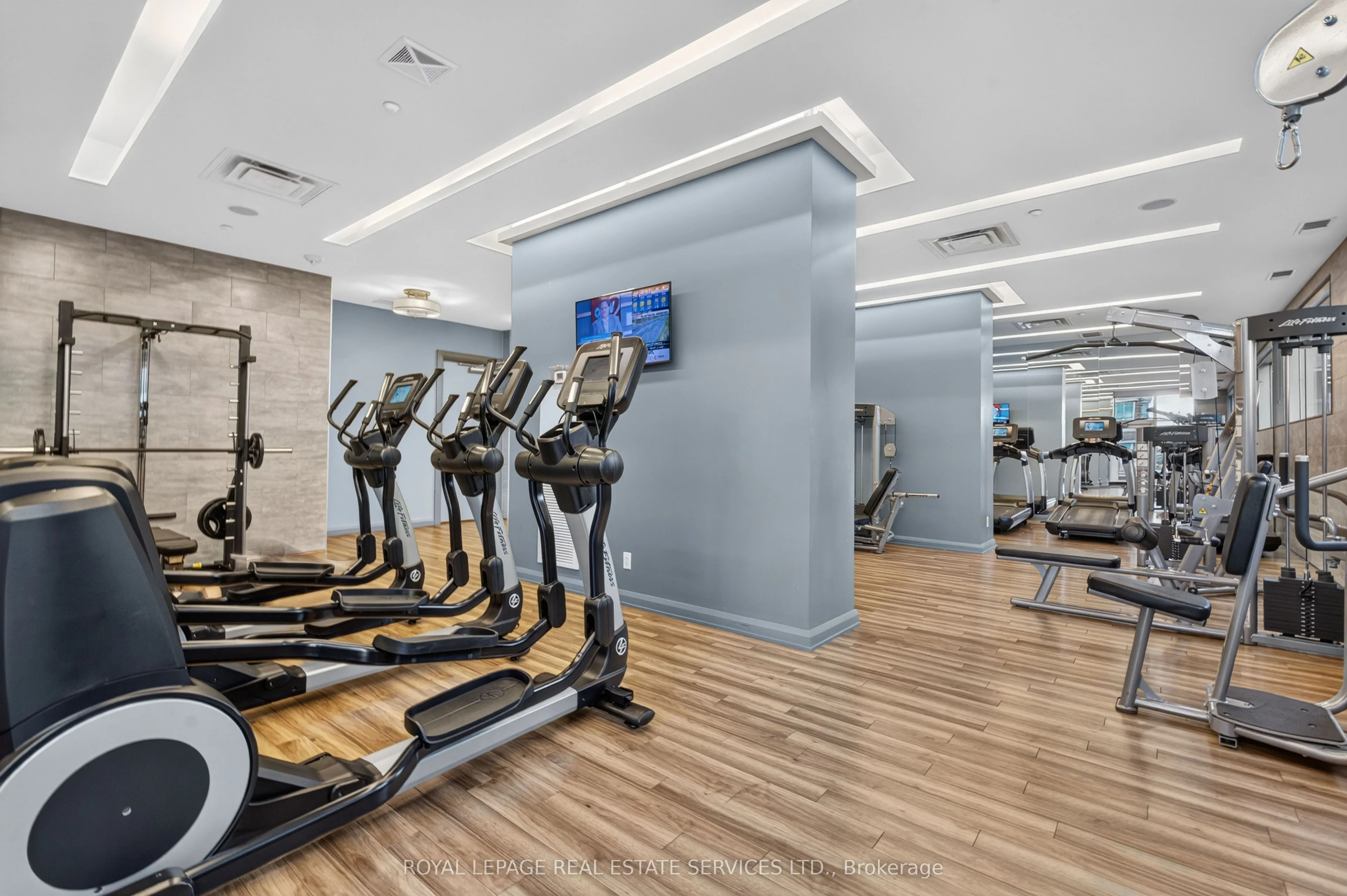 155 Yorkville Avenue #1918