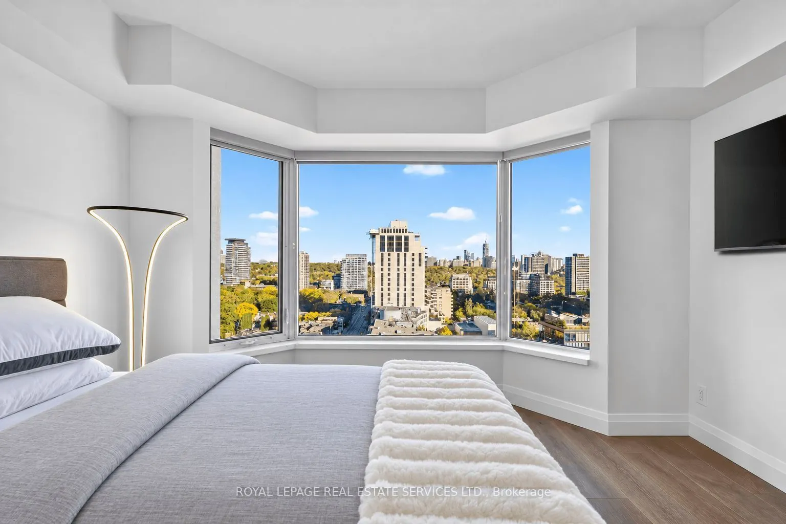 155 Yorkville Avenue #1918