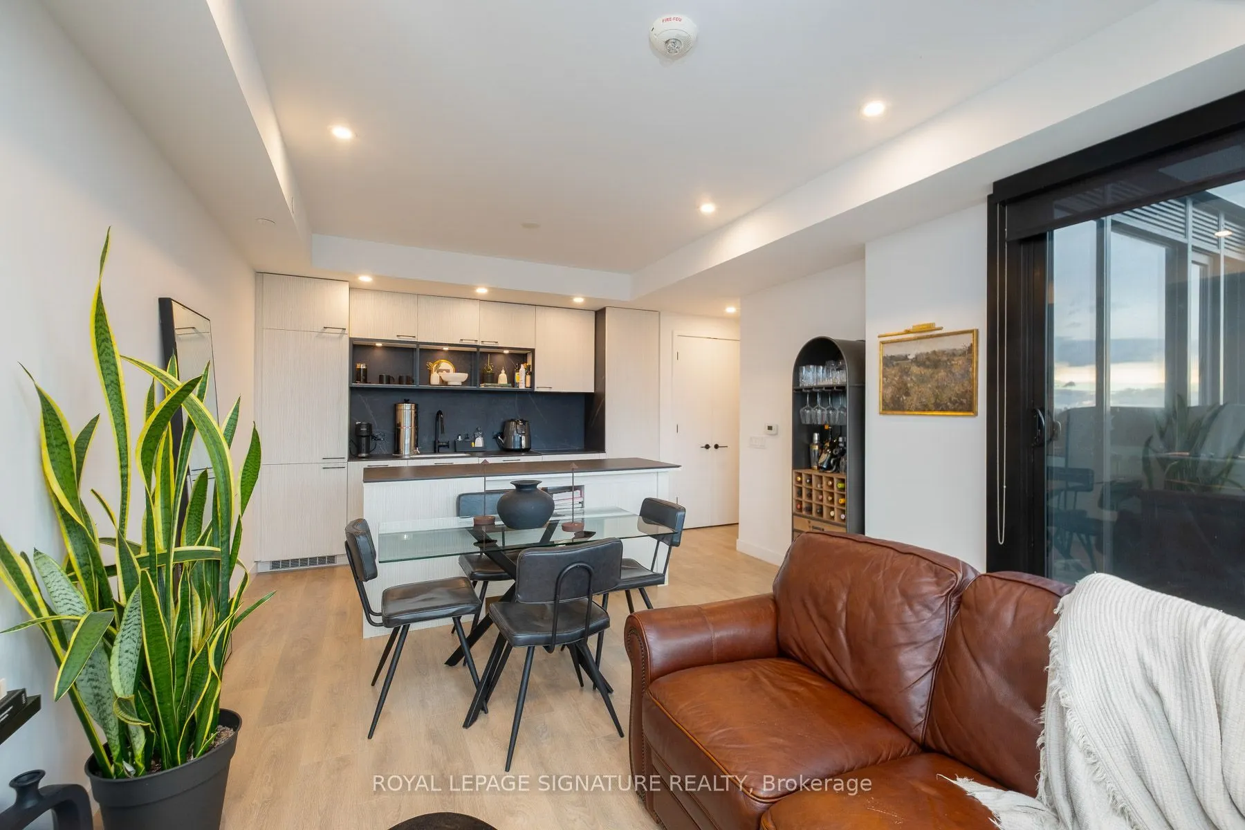 505 Richmond Street W #1213