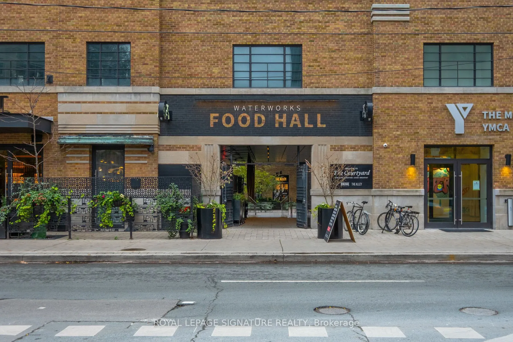505 Richmond Street W #1213