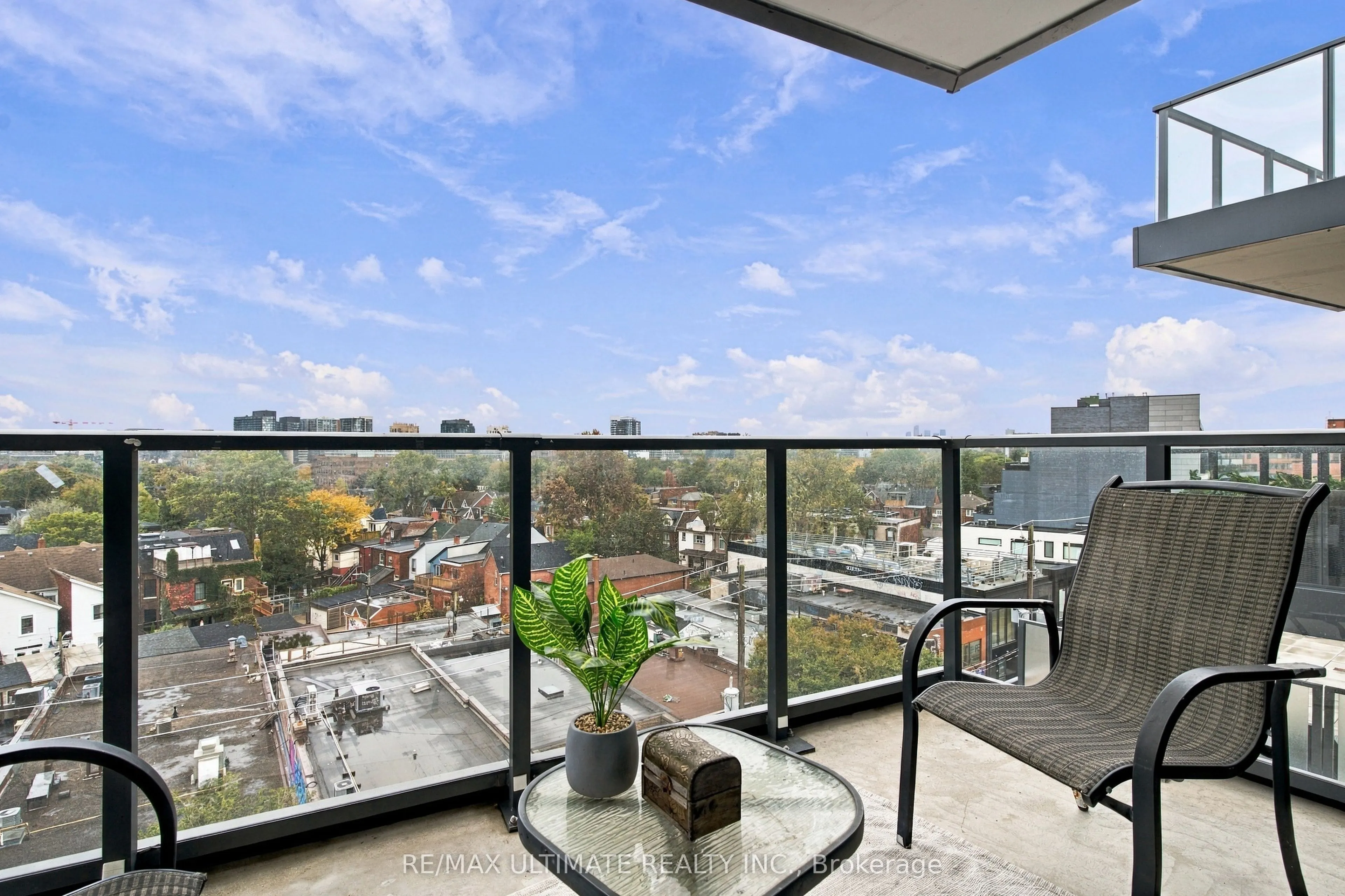 5 Lakeview Avenue #704