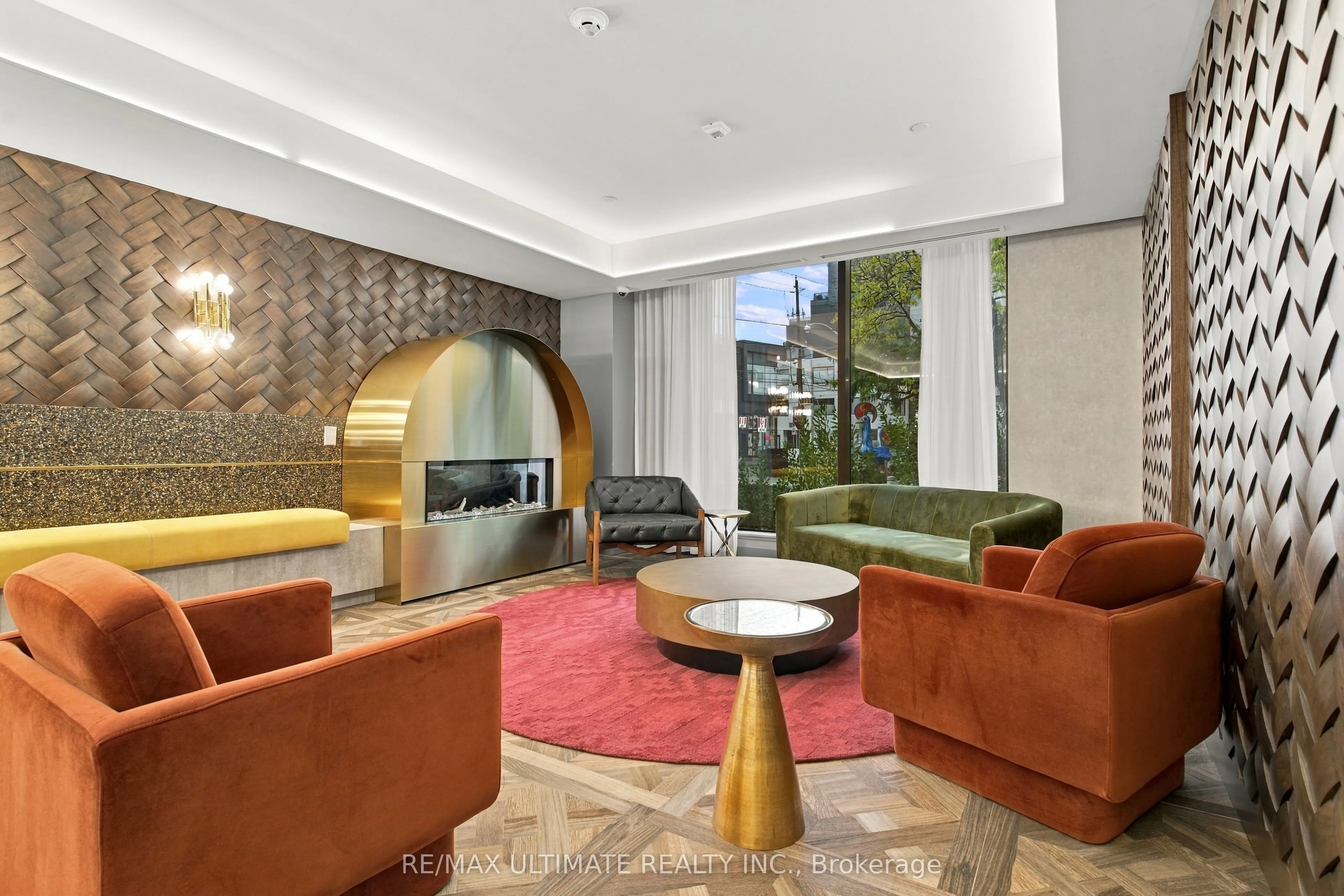 5 Lakeview Avenue #704