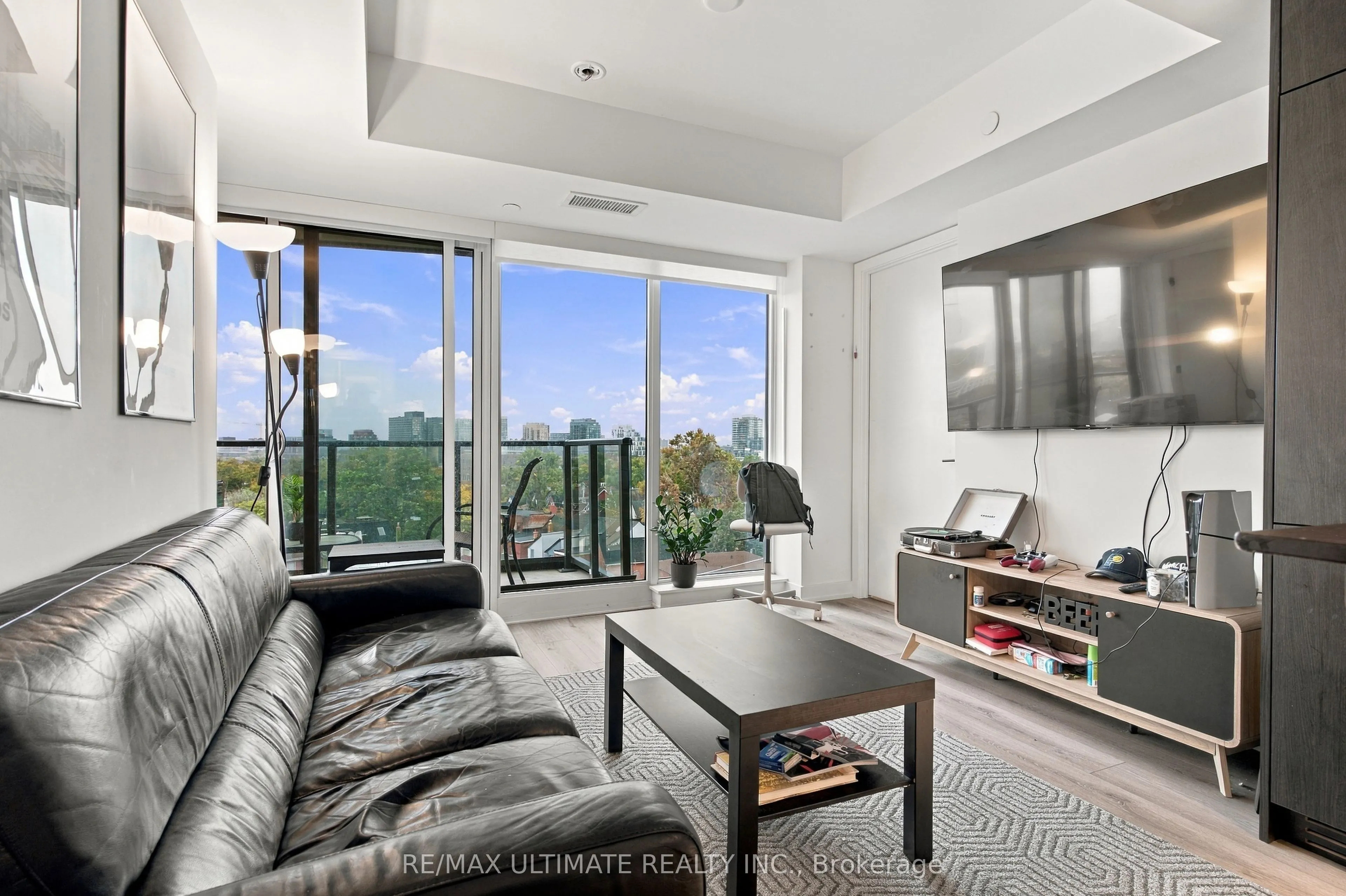 5 Lakeview Avenue #704