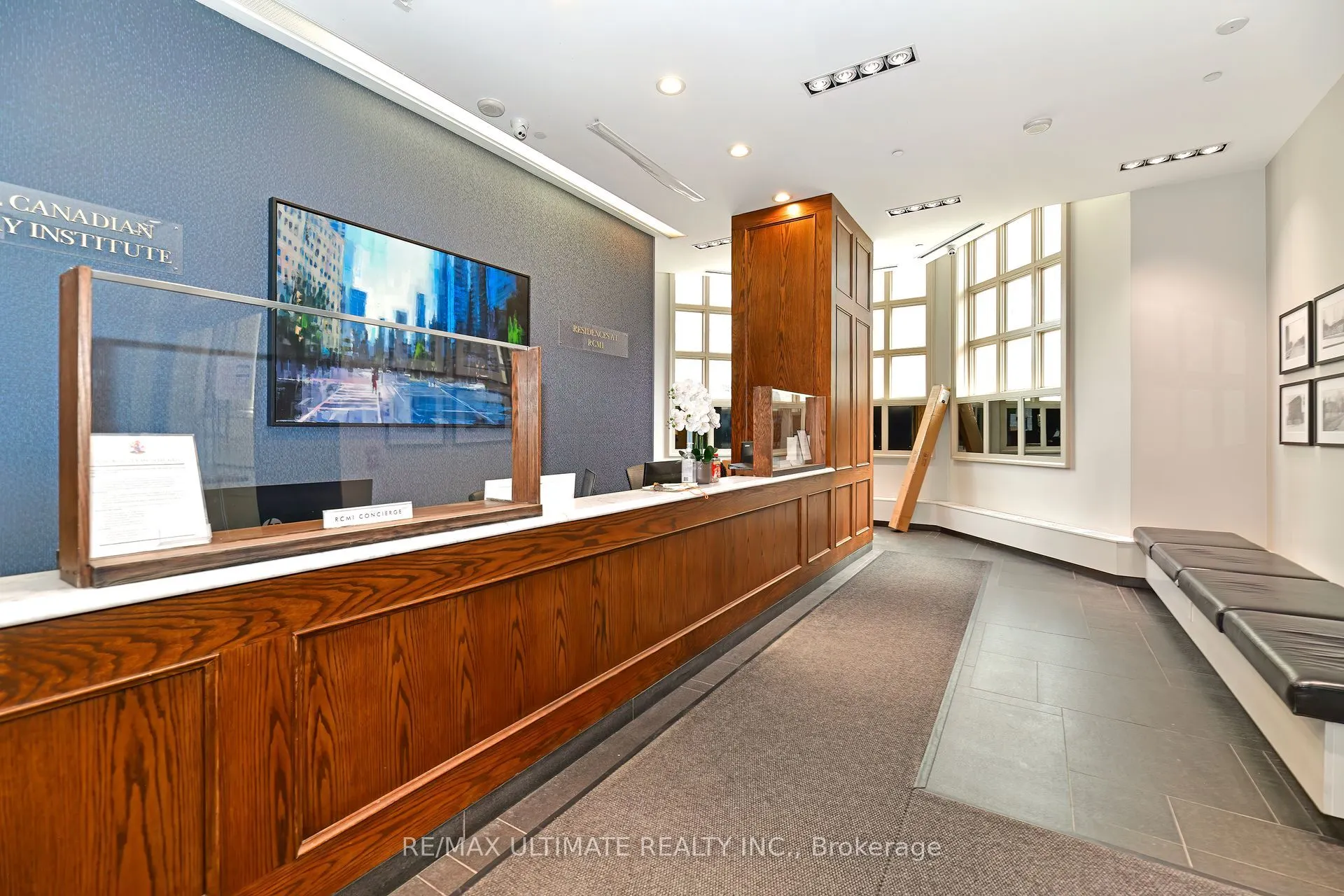 426 University Avenue #2105