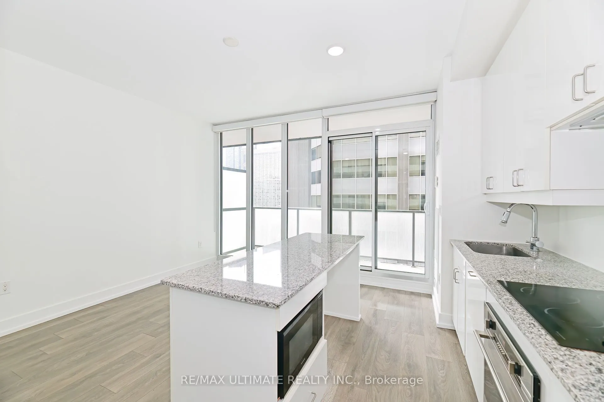426 University Avenue #2105