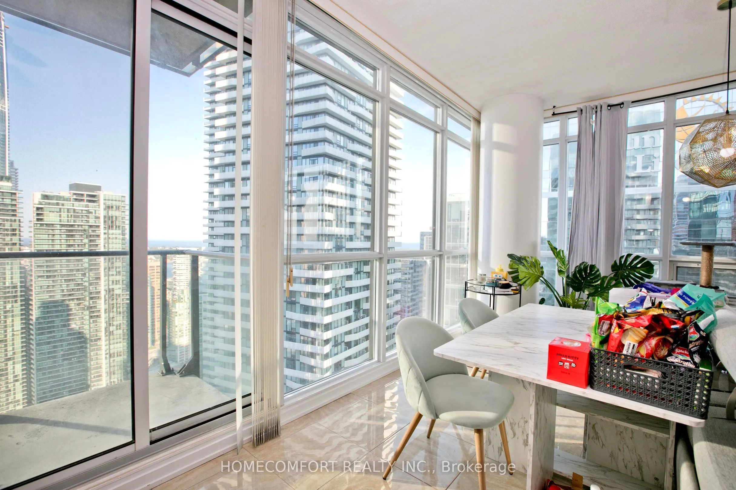 55 Bremner Boulevard #4107