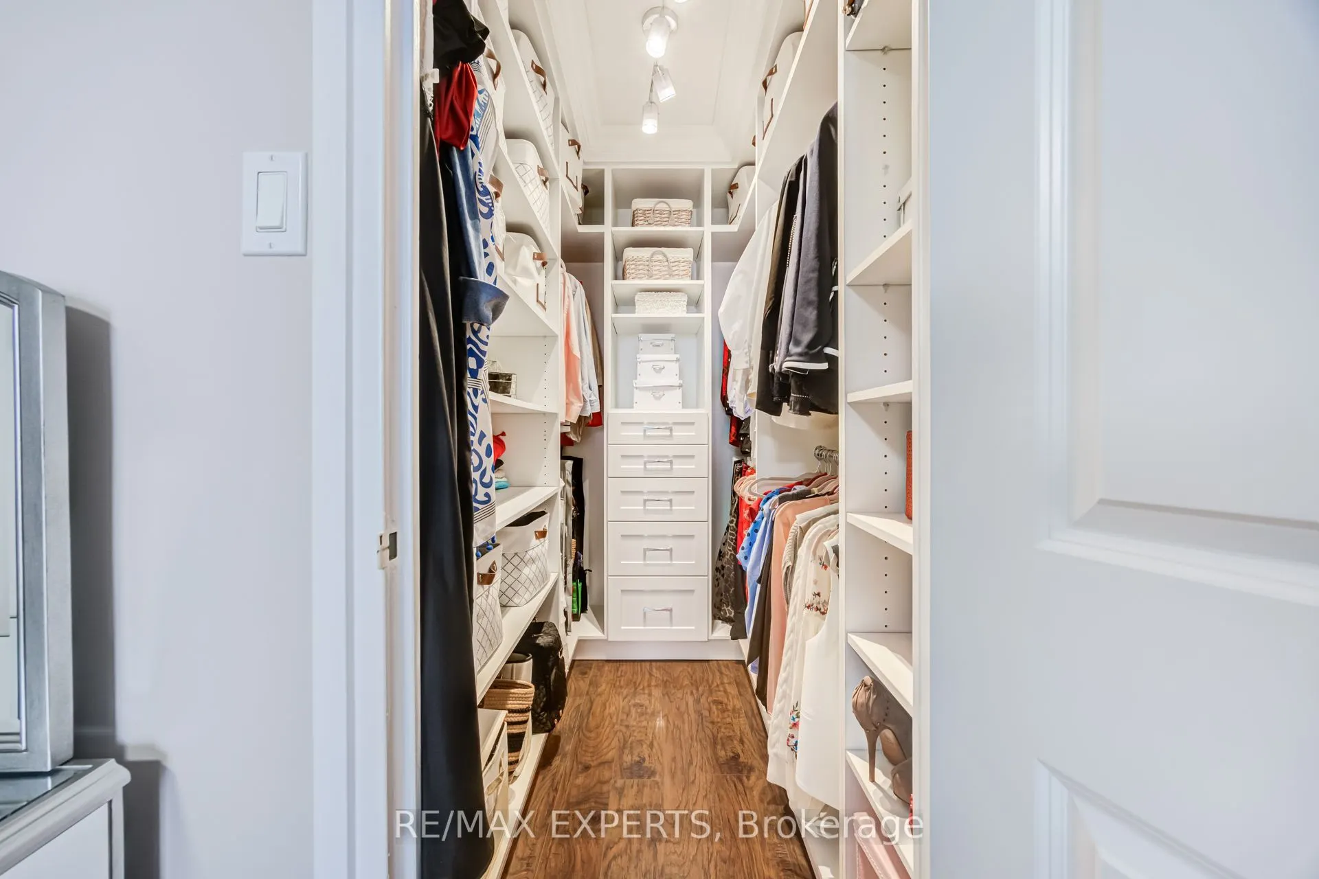 130 Neptune Drive #1104
