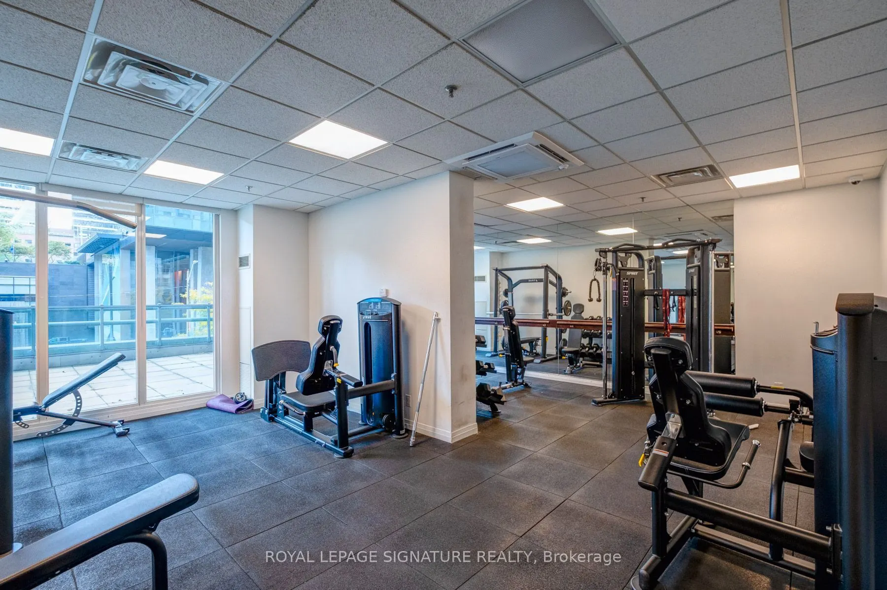 30 Grand Trunk Crescent #PH03