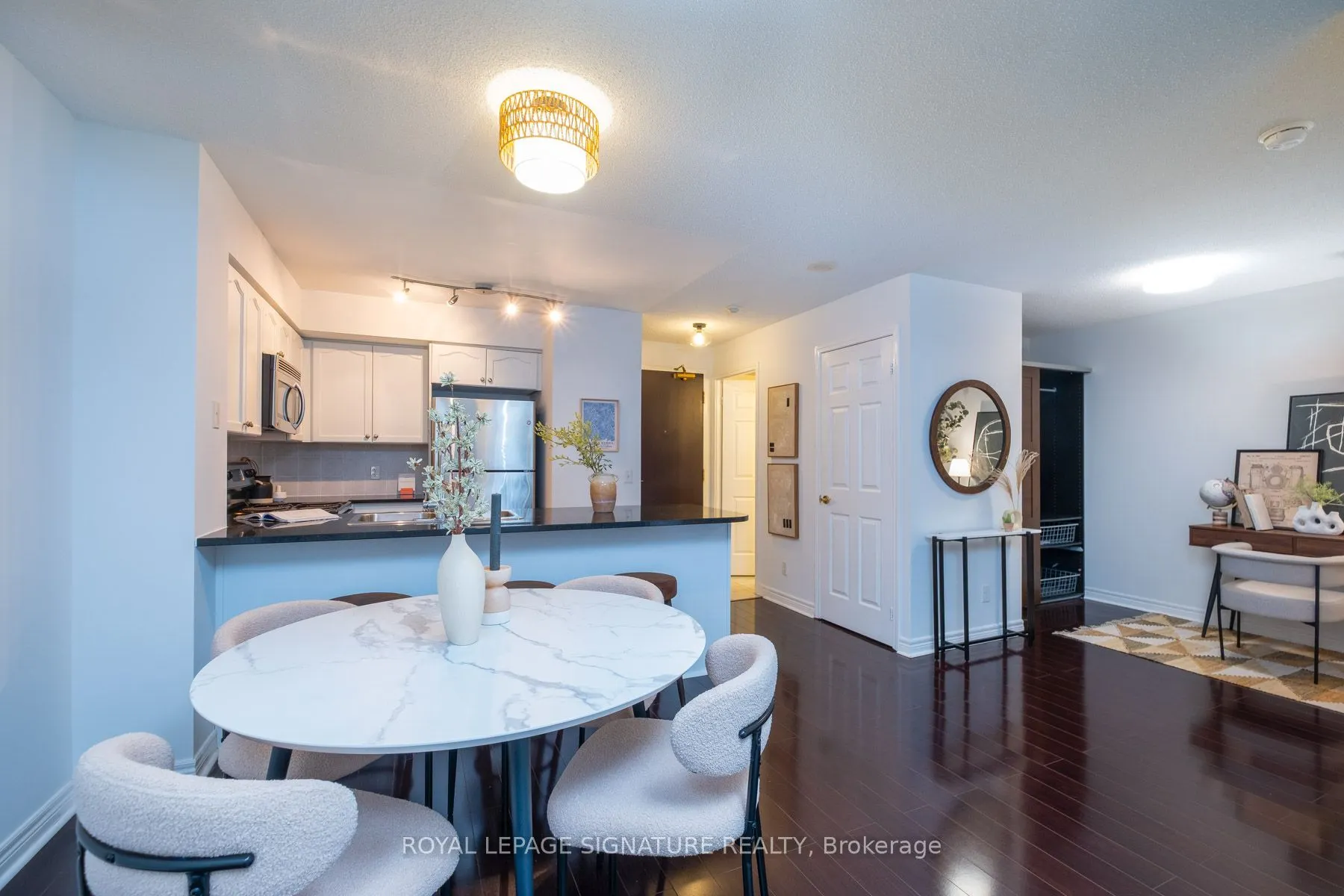 30 Grand Trunk Crescent #PH03