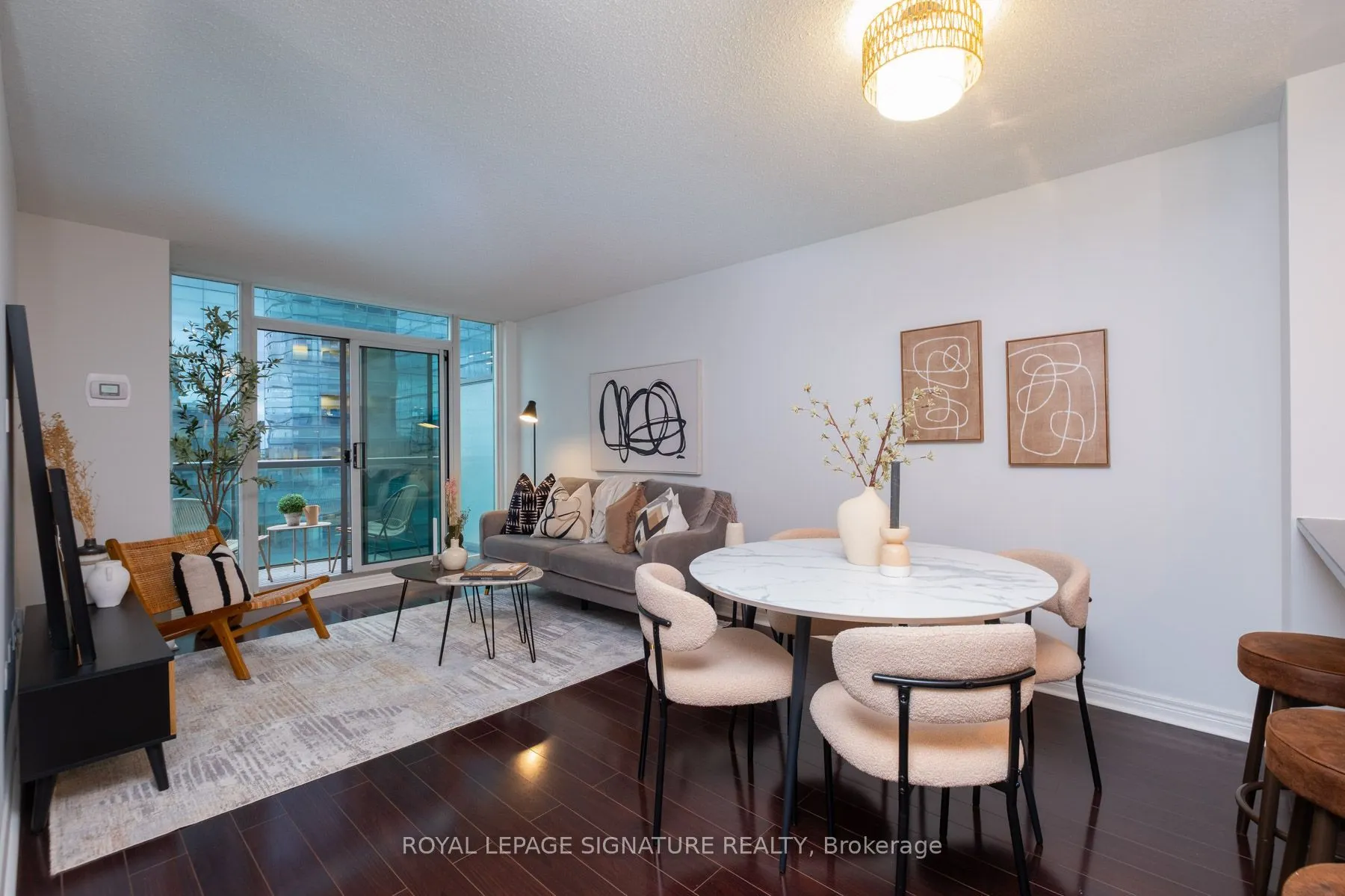30 Grand Trunk Crescent #PH03