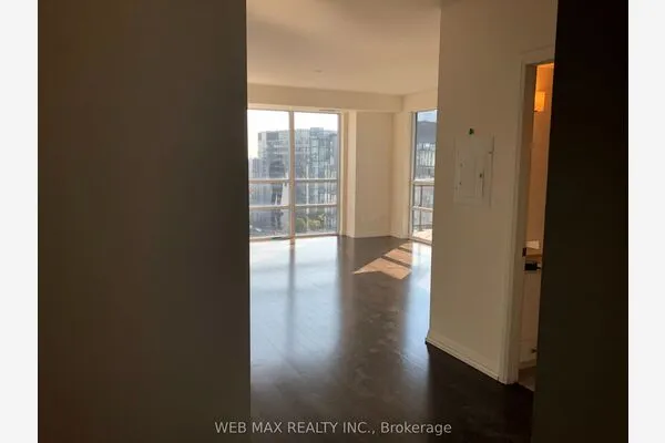 460 Adelaide Street E #1528