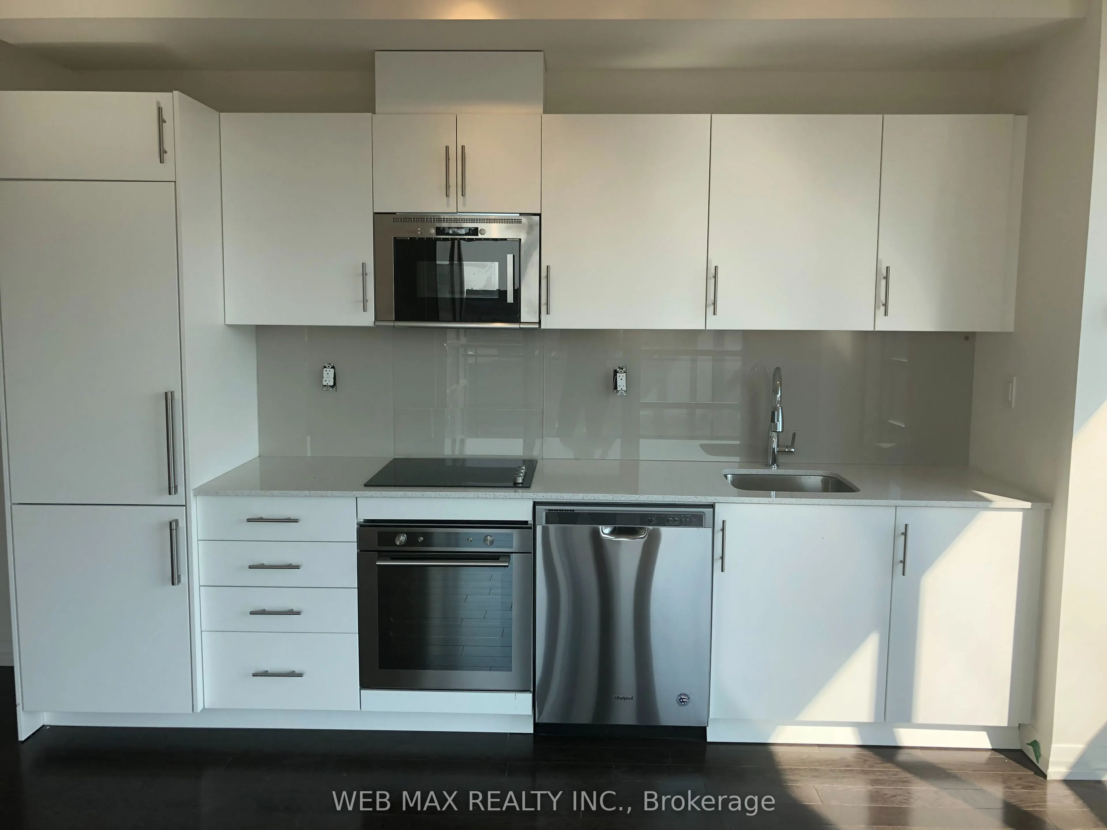 460 Adelaide Street E #1528