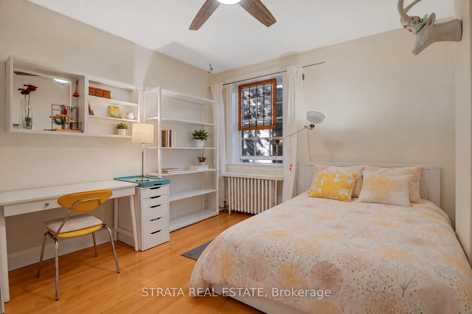 480 Oriole Parkway #207