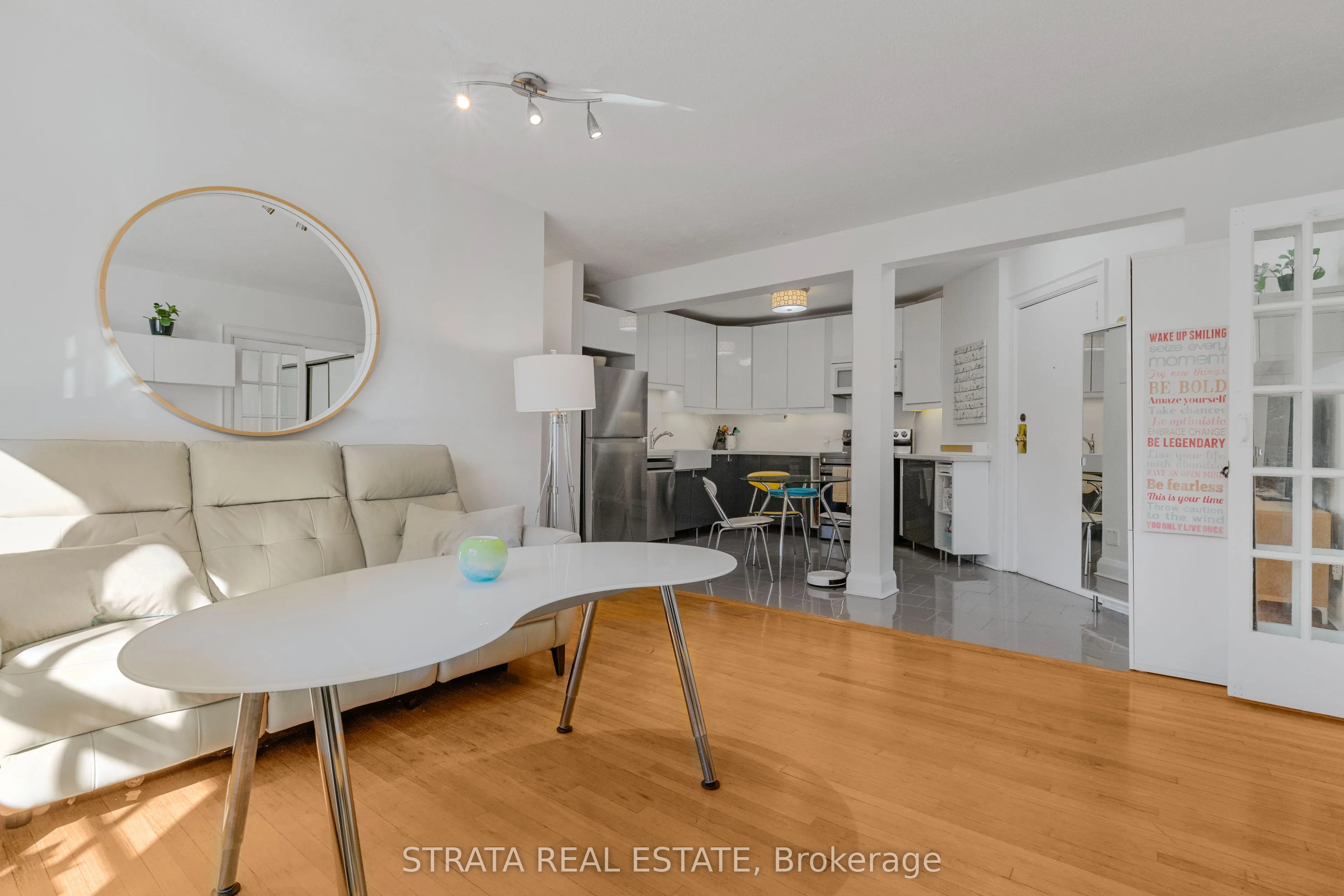 480 Oriole Parkway #207