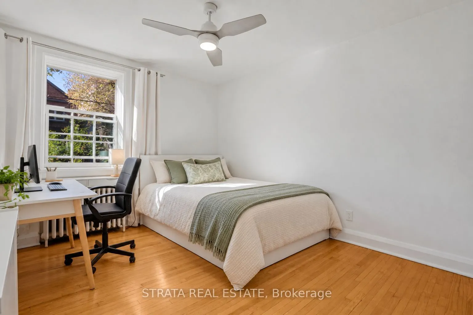 480 Oriole Parkway #207