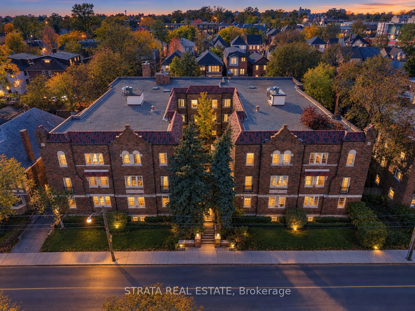 480 Oriole Parkway #207