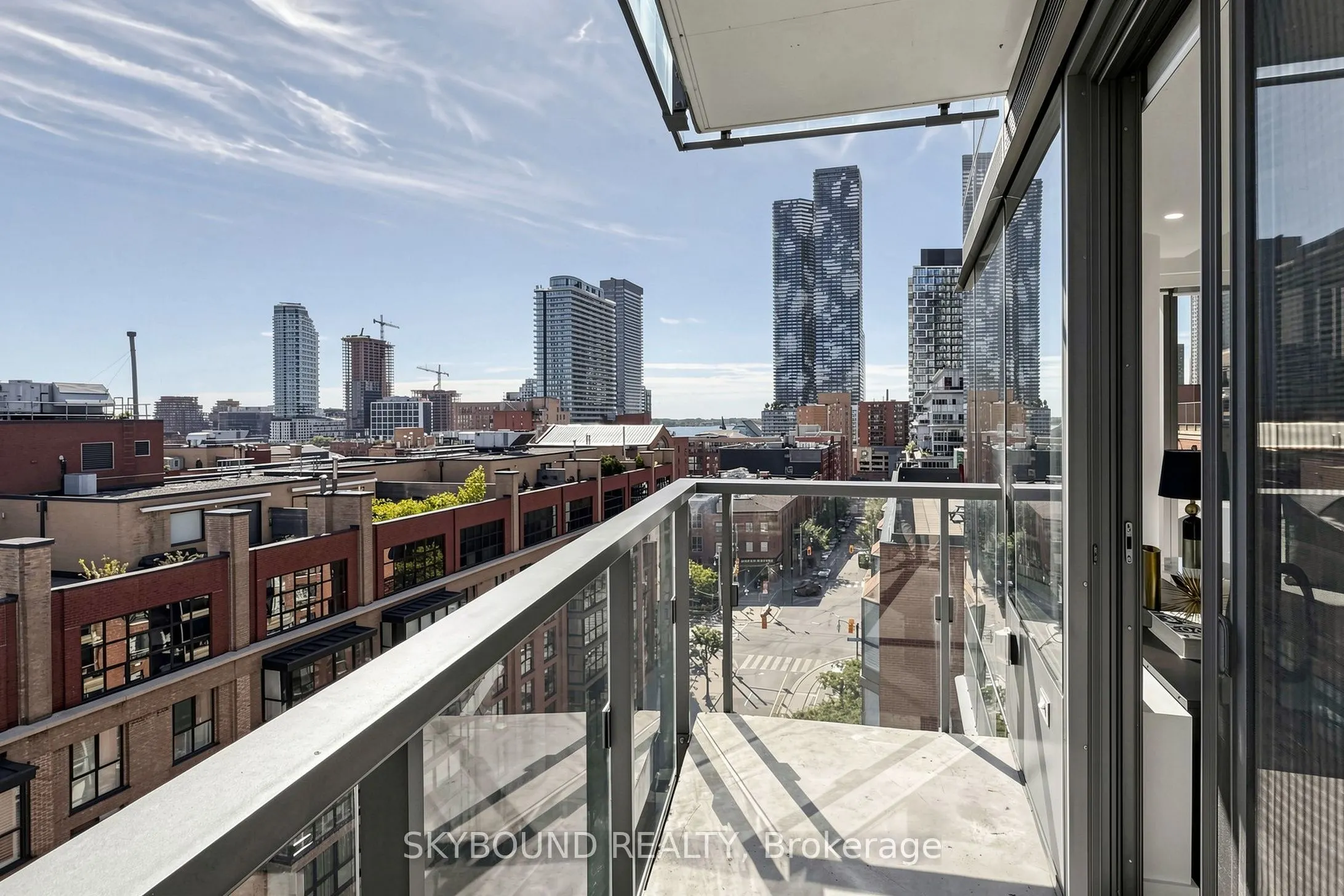 60 Colborne Street #907