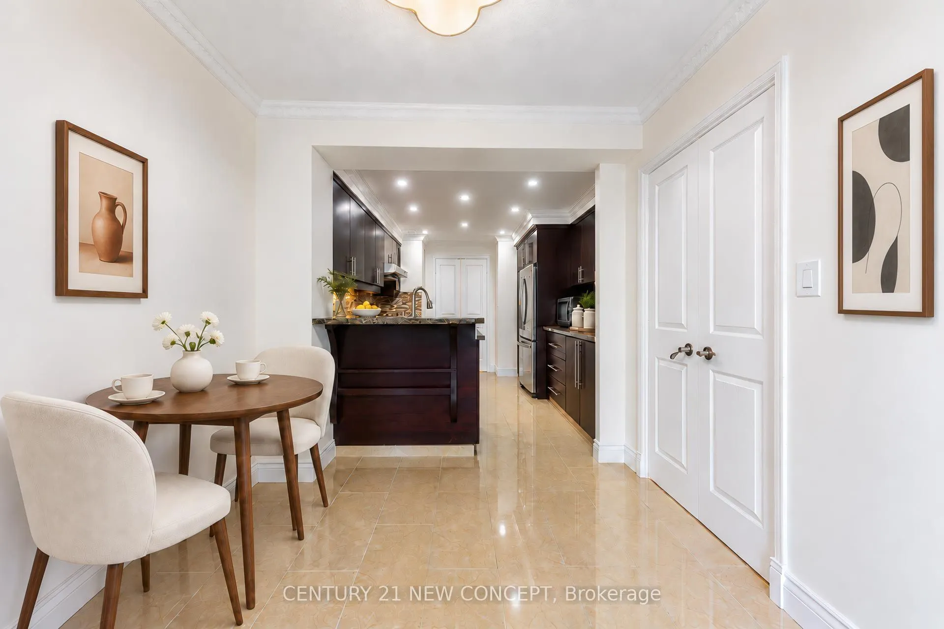 18 Hollywood Avenue #805
