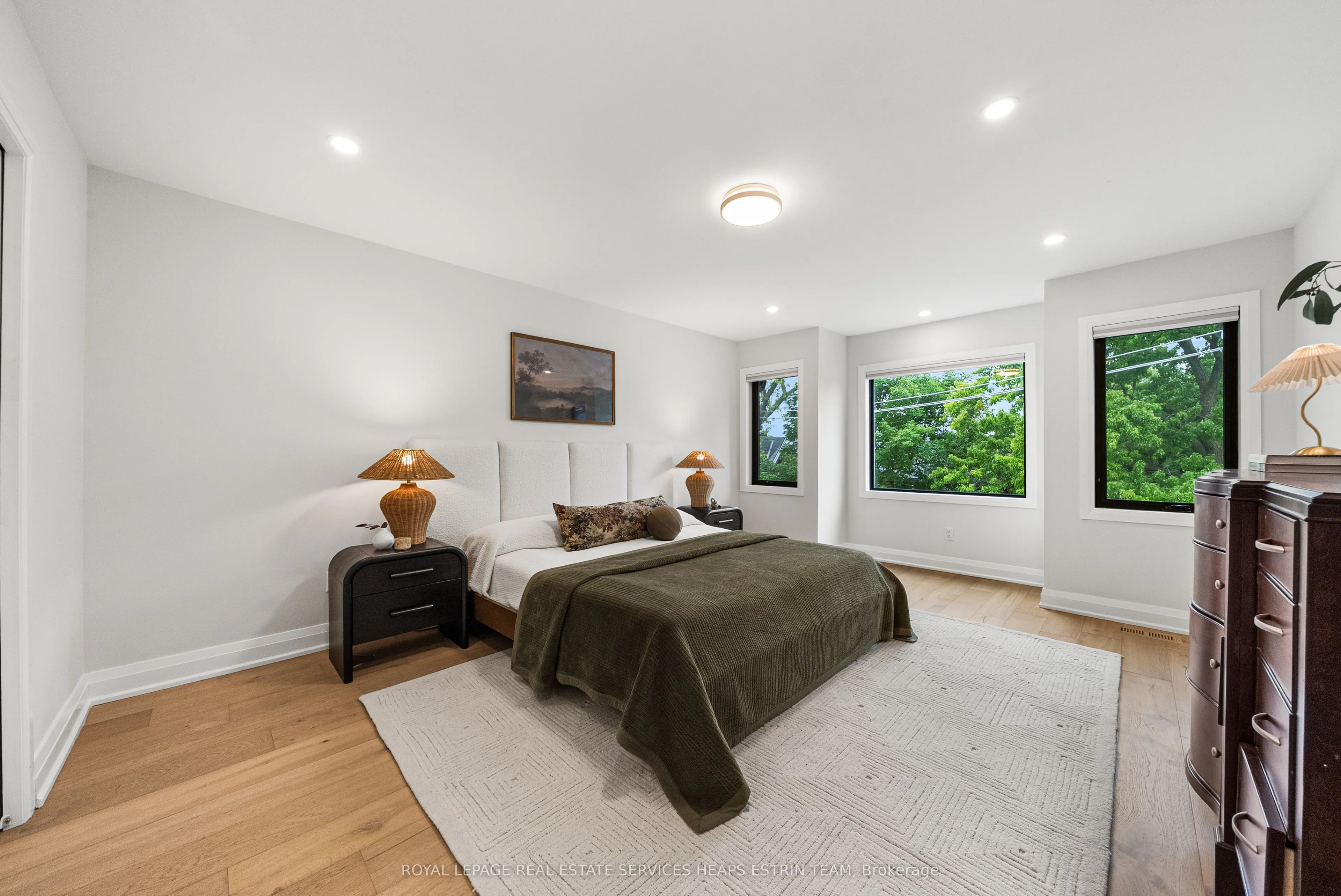 247A Lippincott Street