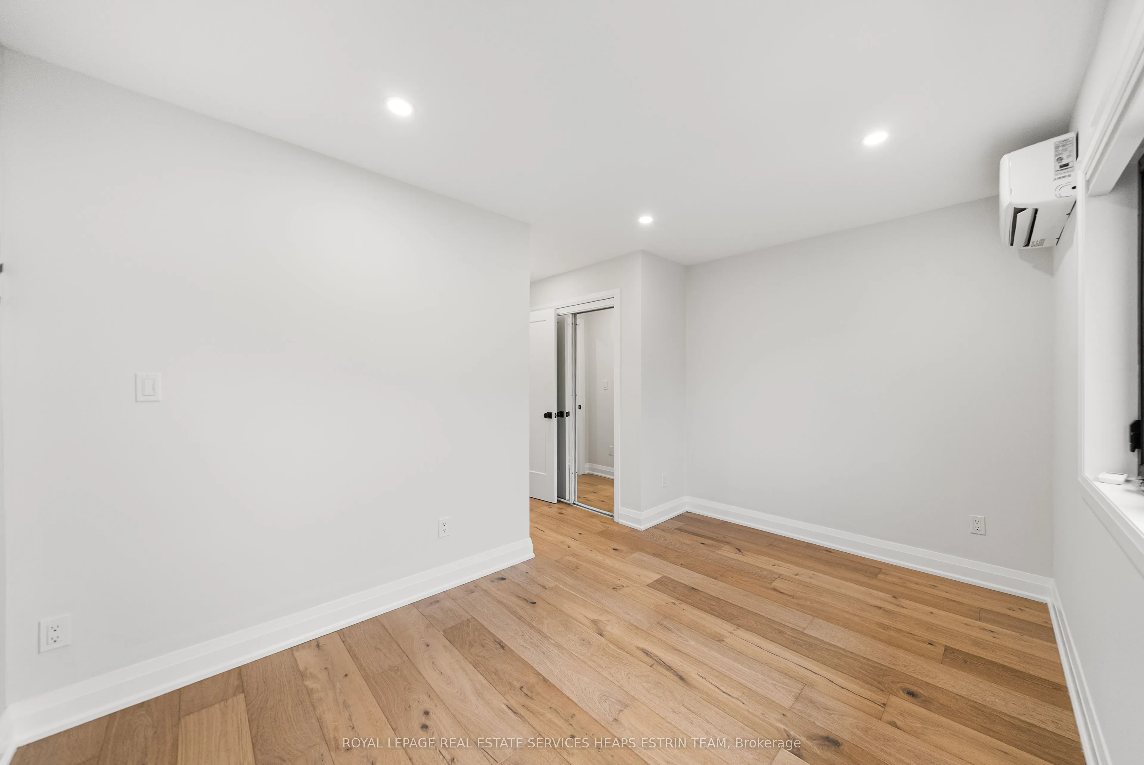 247A Lippincott Street