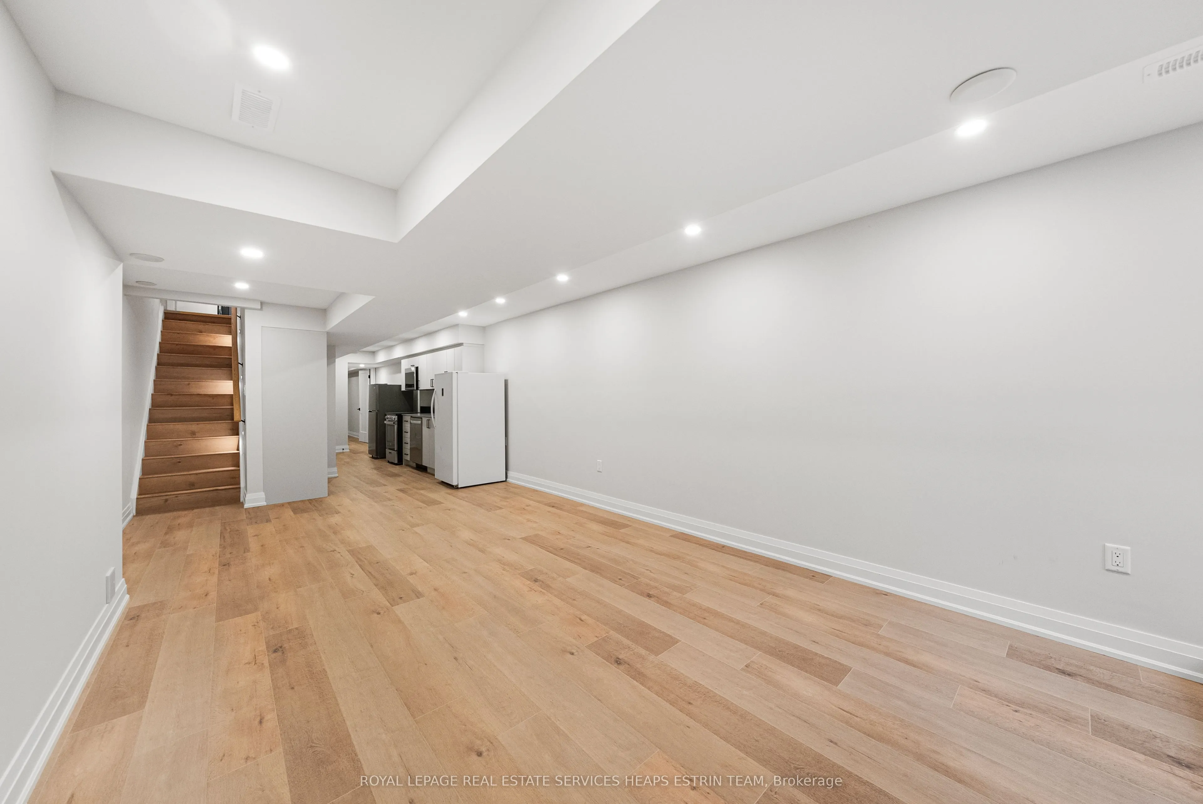247A Lippincott Street