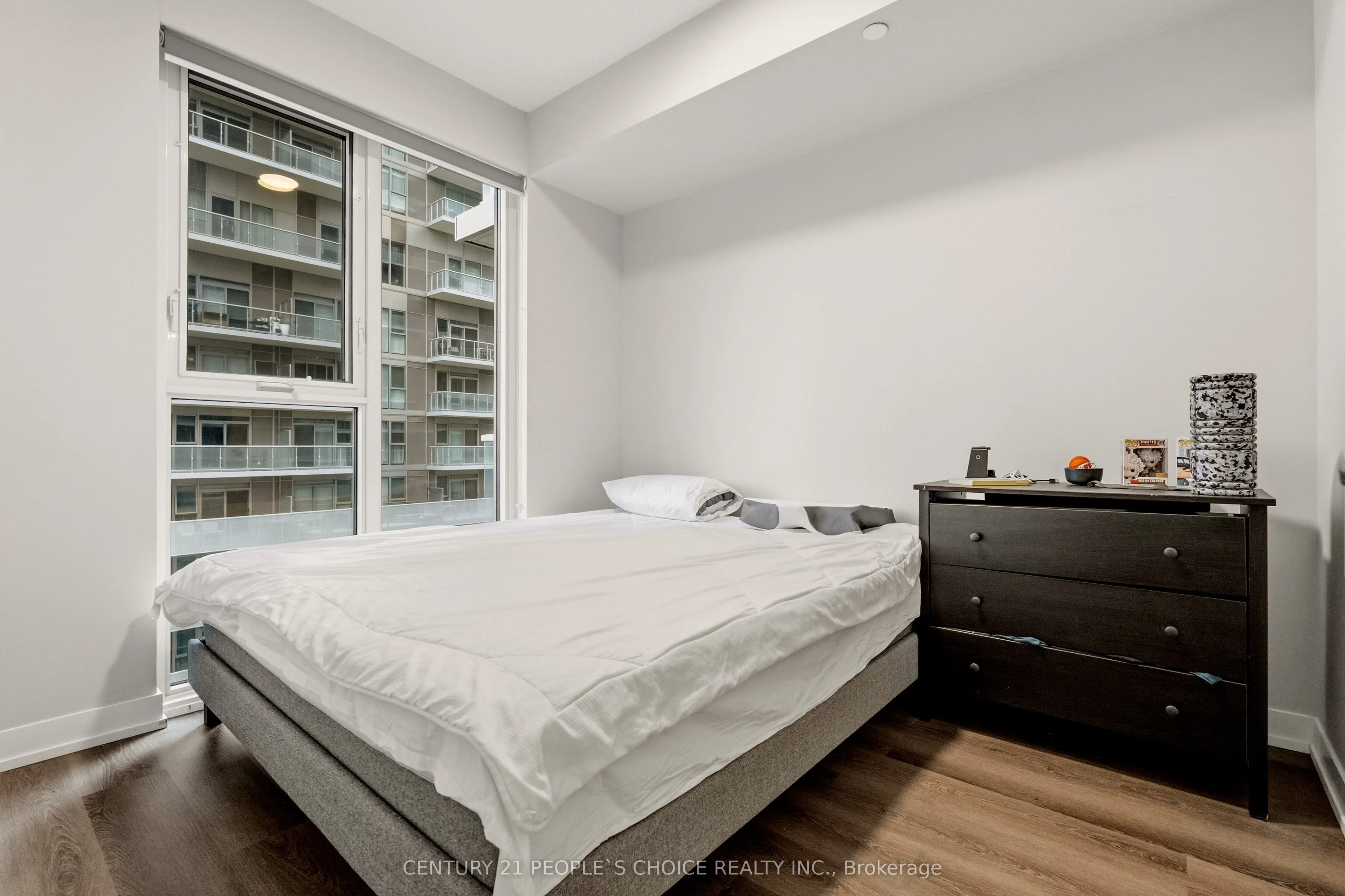 15 Lower Jarvis Street #817