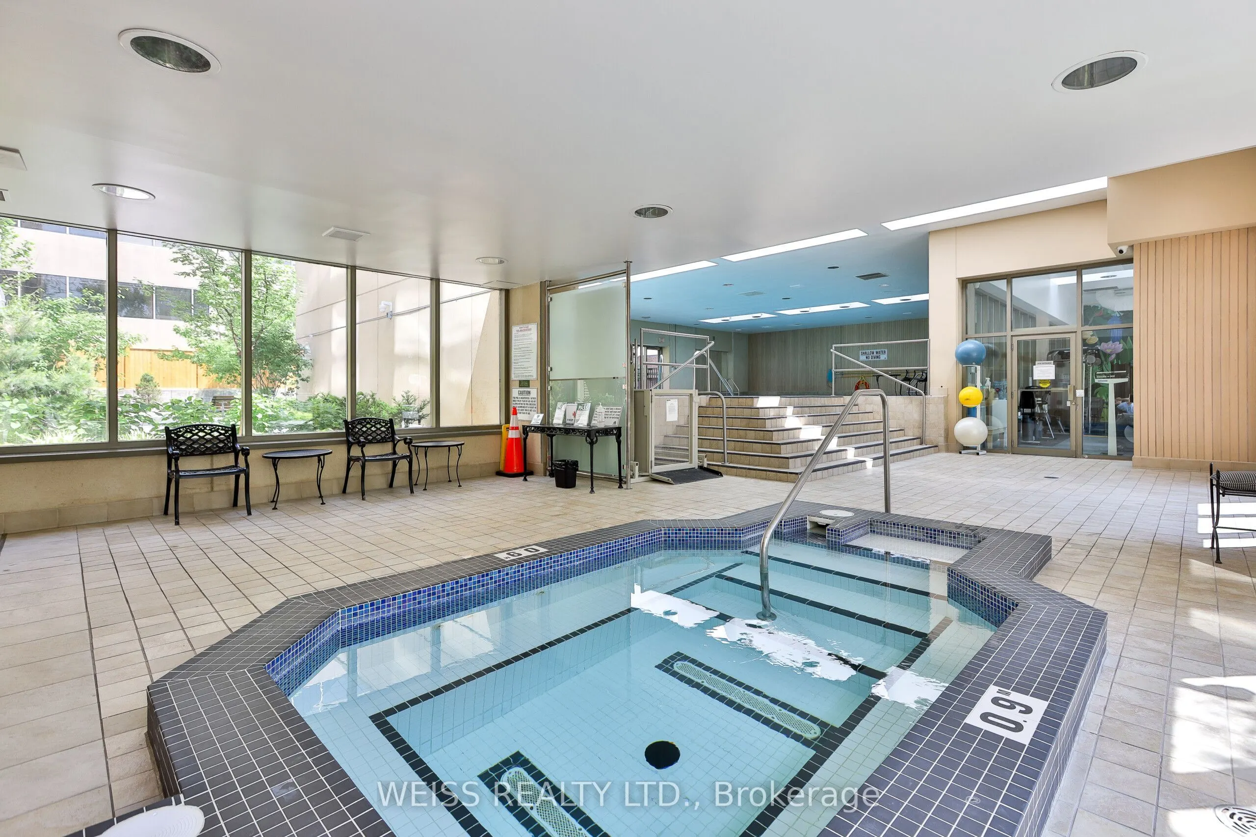 63 St. Clair Avenue W #903