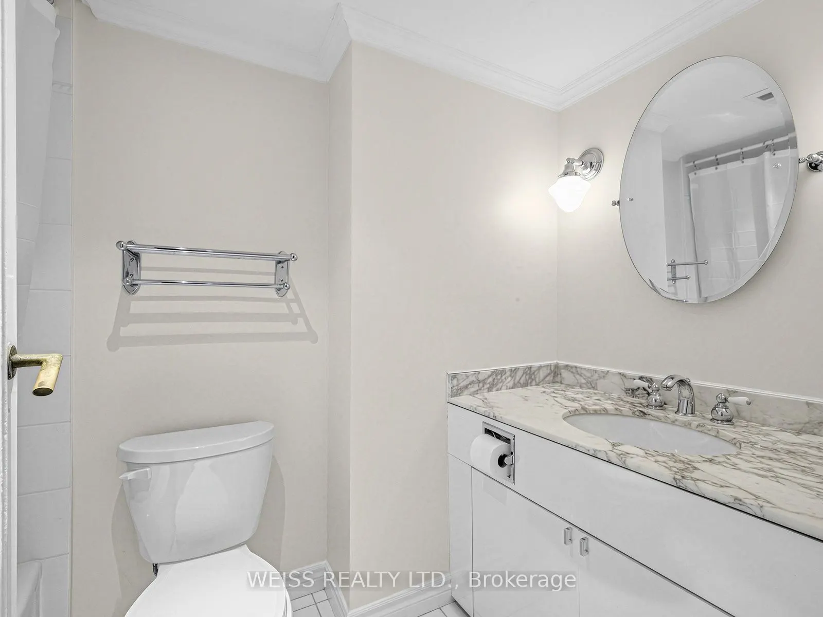 63 St. Clair Avenue W #903