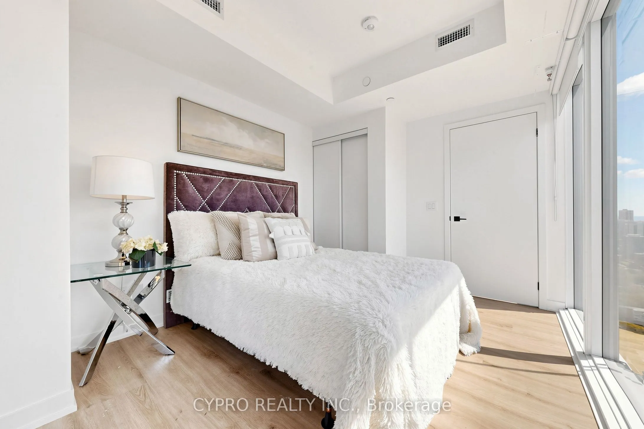 319 JARVIS Street #3802