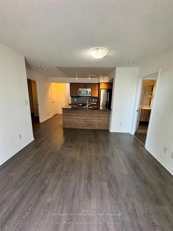 35 Bastion Street #1602