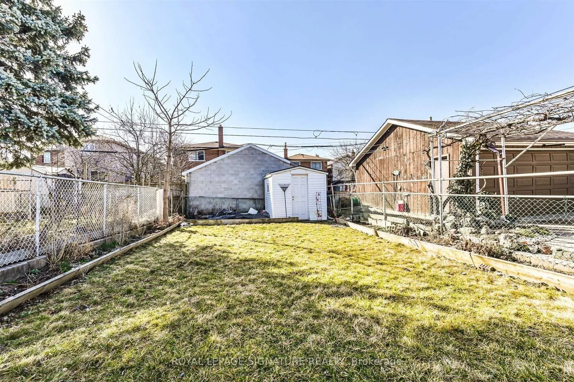 147 Gloucester Grove #Lower