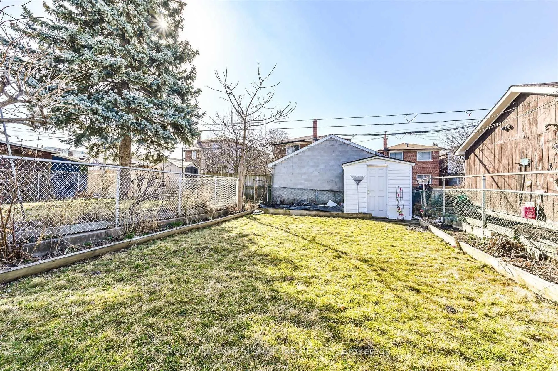 147 Gloucester Grove #Lower