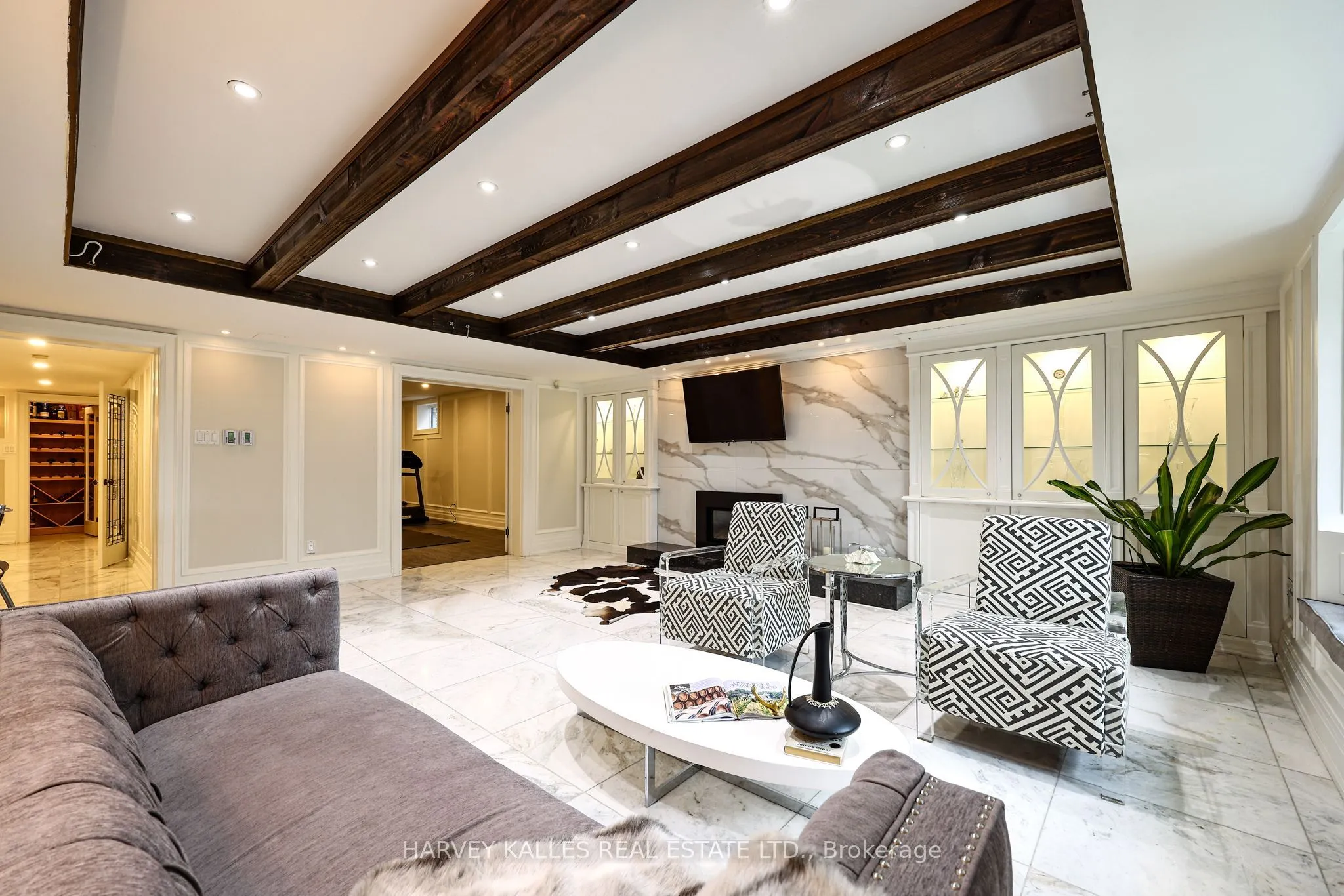 6 Penwood Crescent