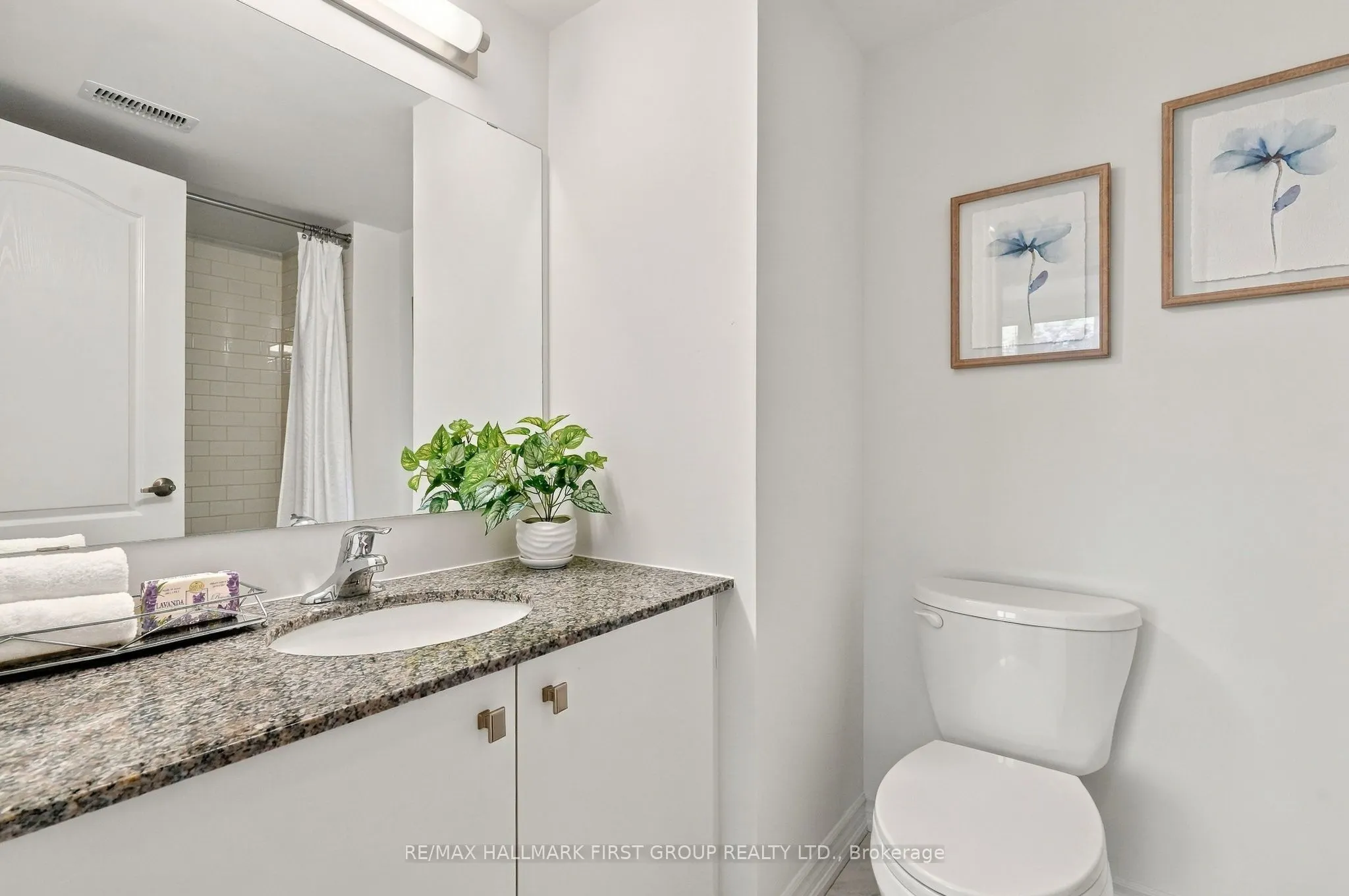 9 Clintwood Gate #33