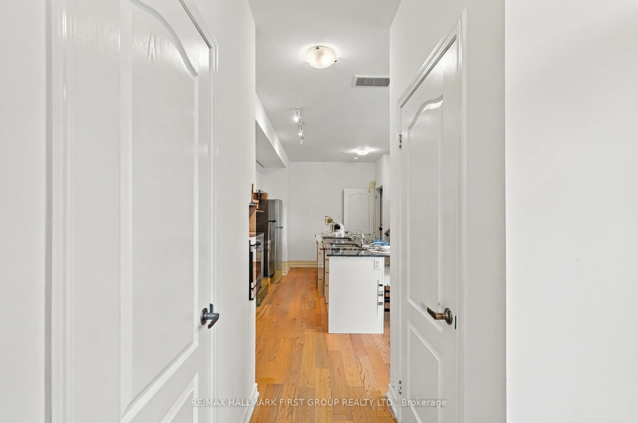 9 Clintwood Gate #33