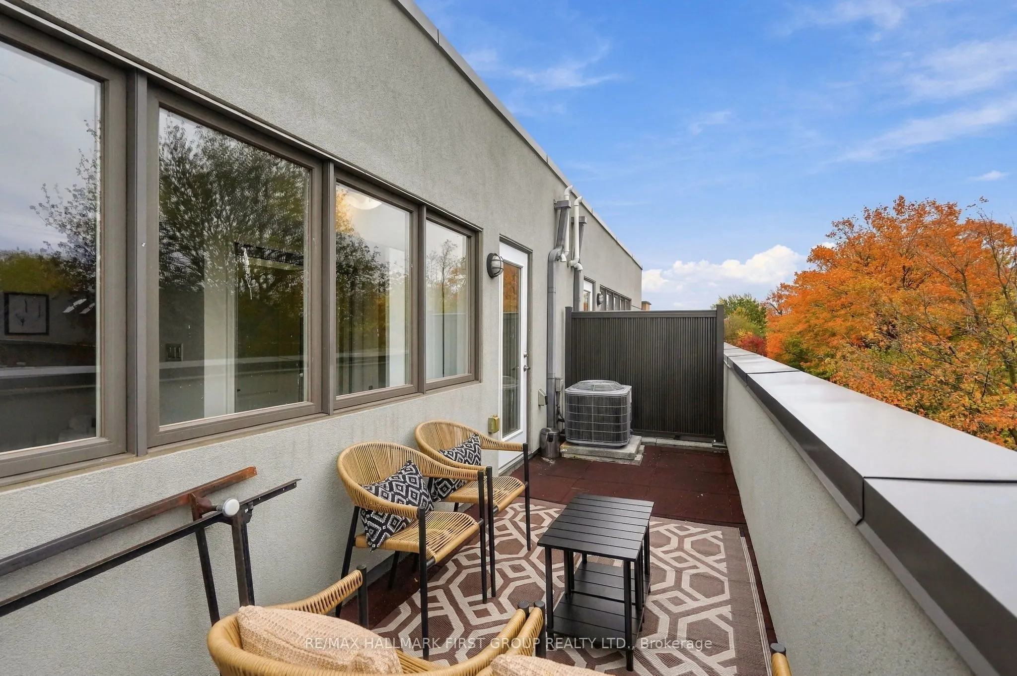 9 Clintwood Gate #33
