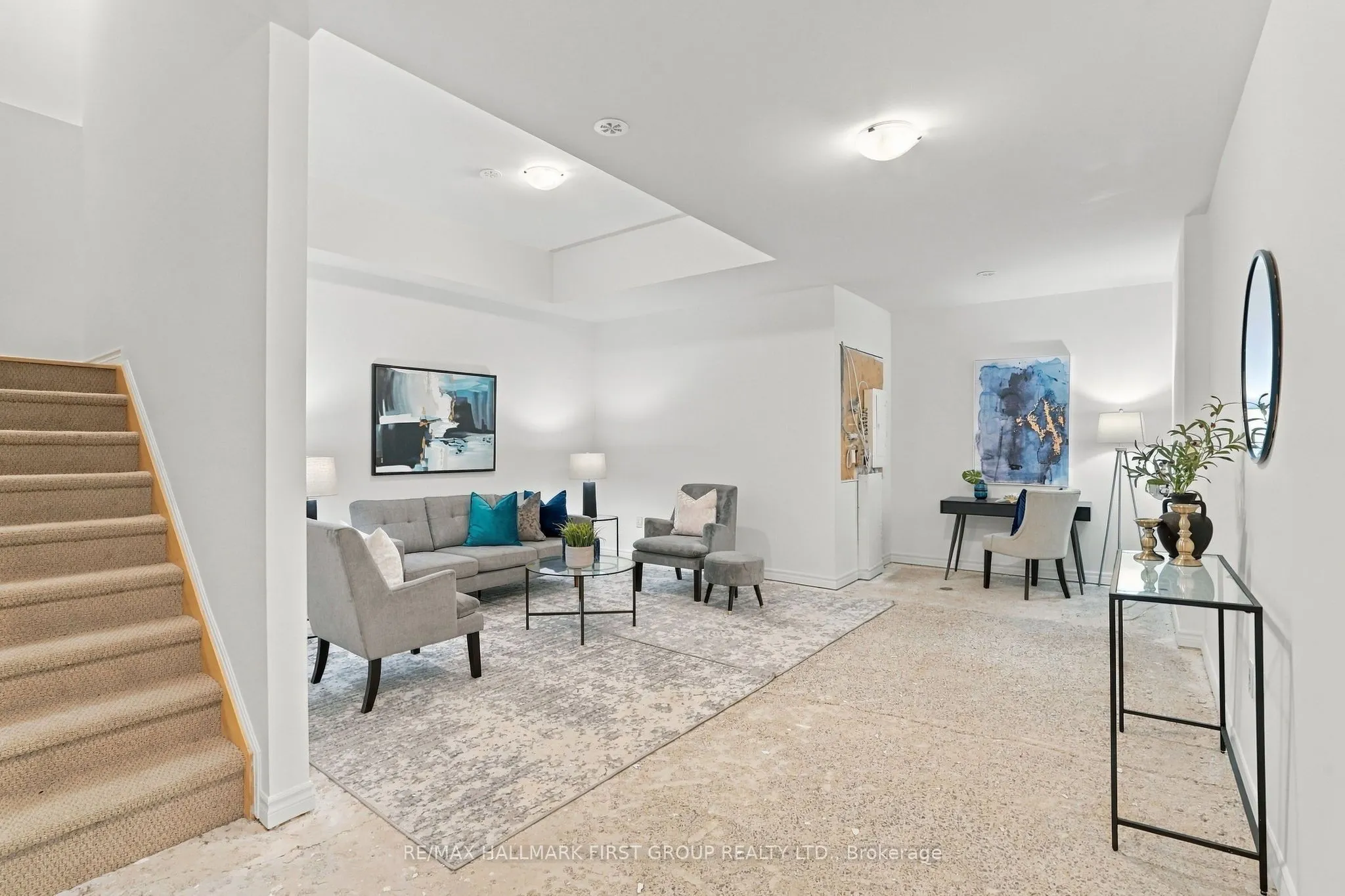 9 Clintwood Gate #33