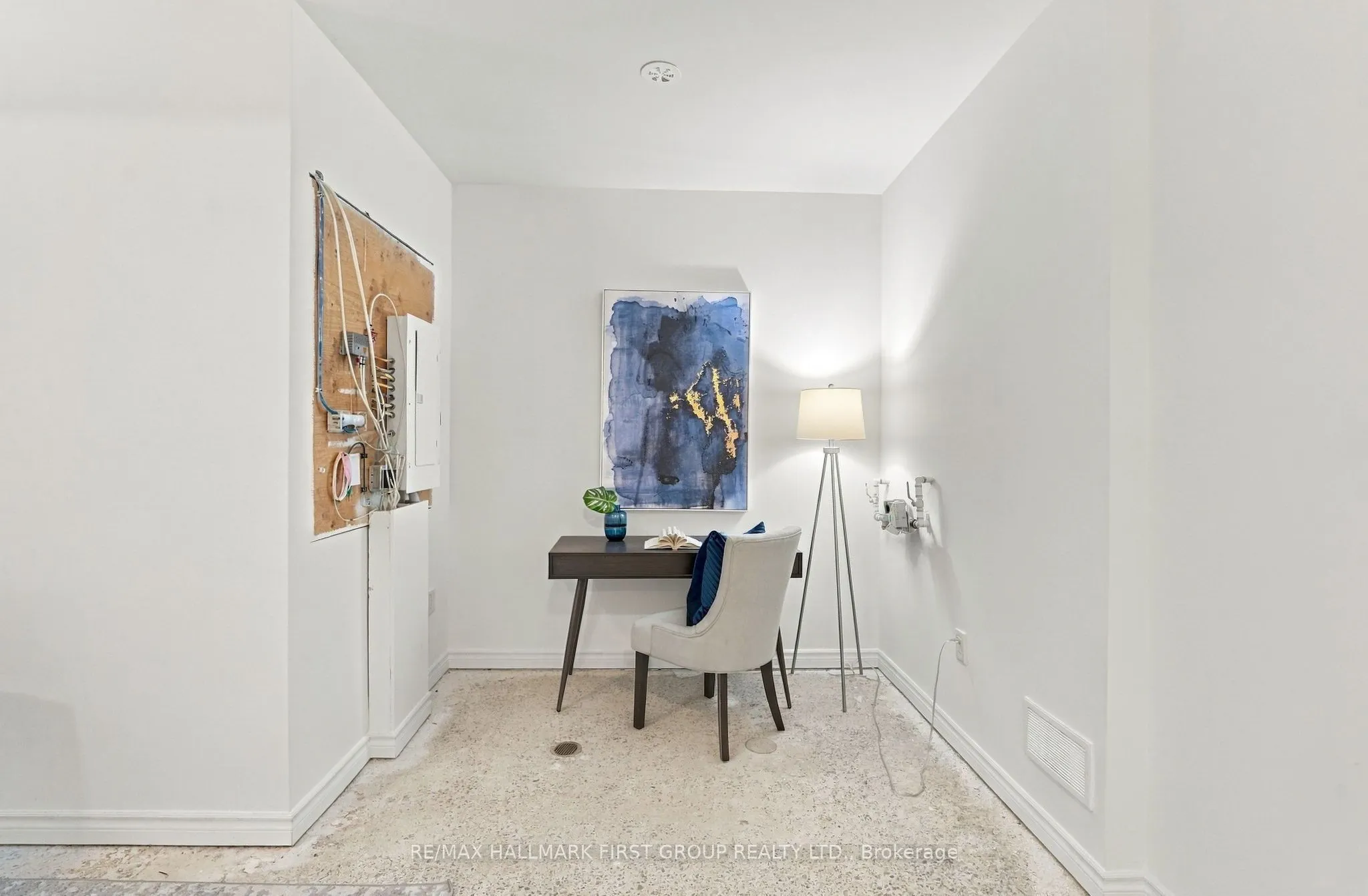 9 Clintwood Gate #33